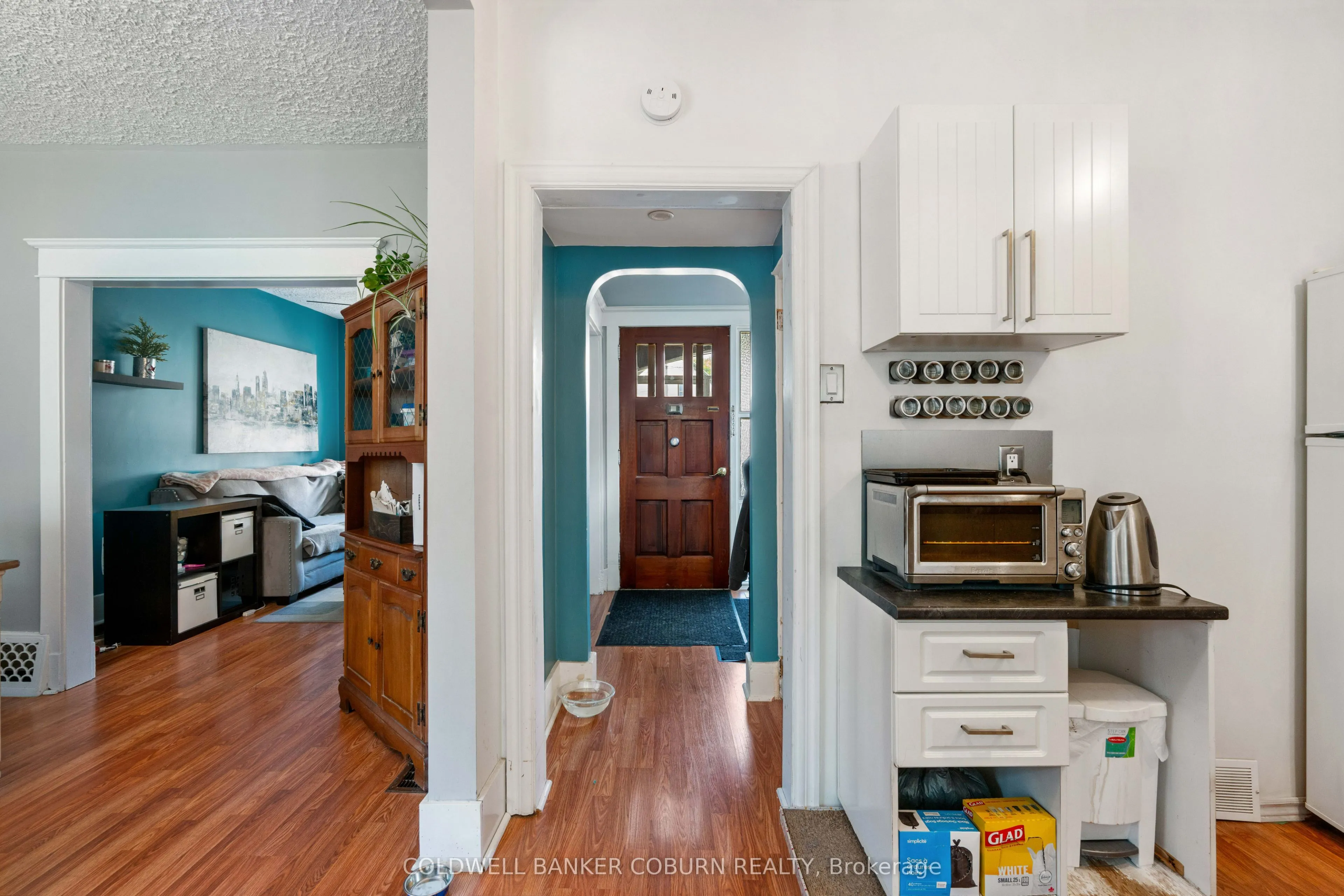 176 Pearl Street W