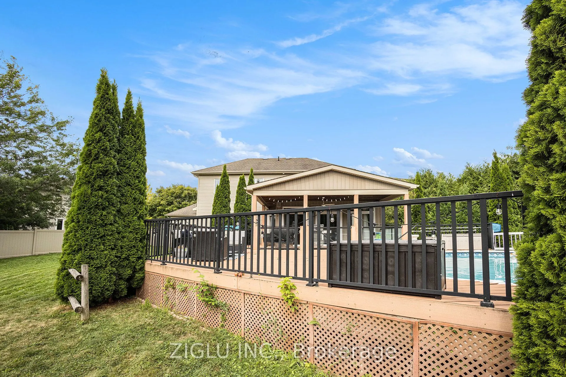 38 Oradea Crescent