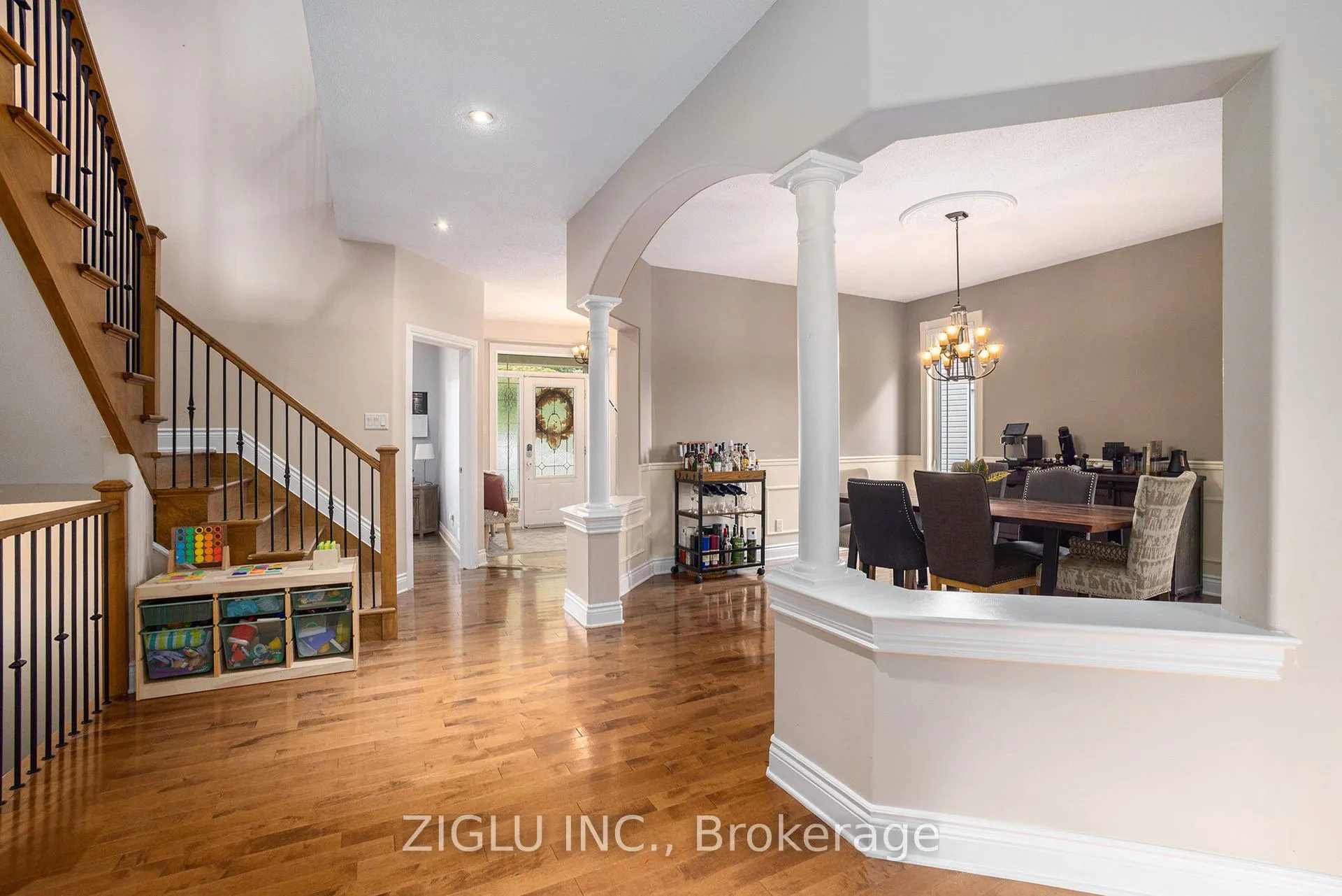 38 Oradea Crescent