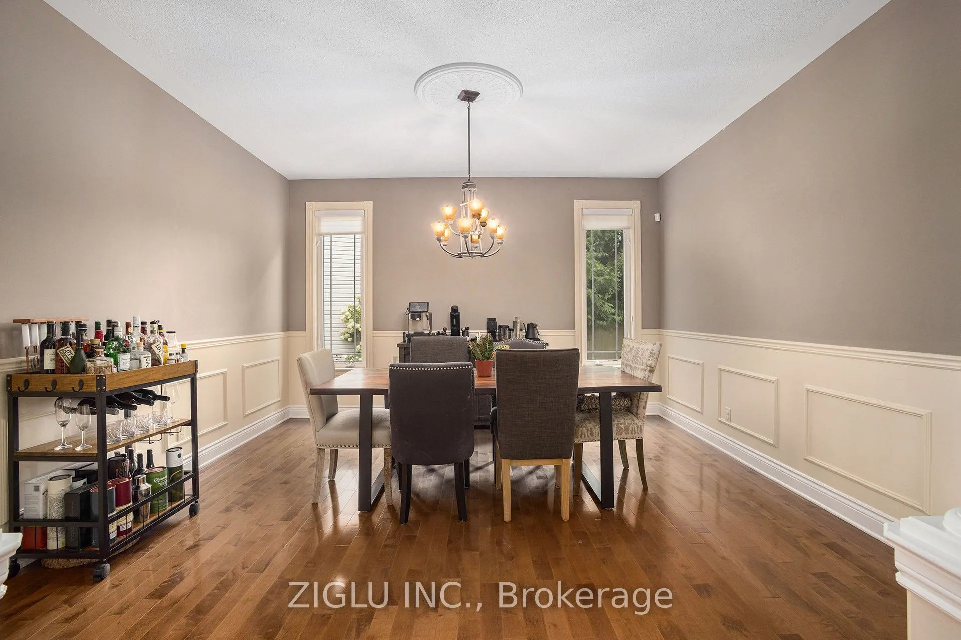 38 Oradea Crescent