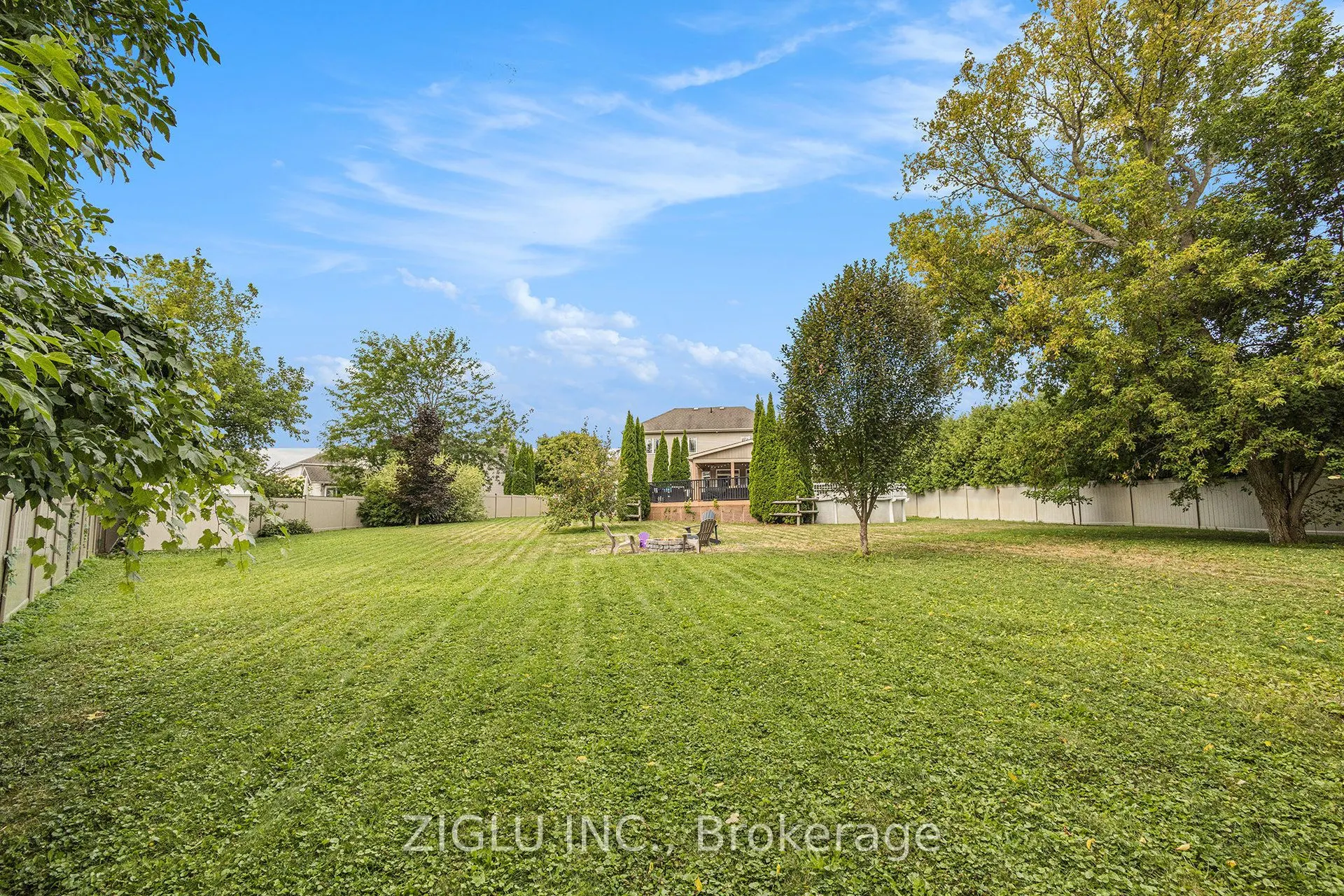 38 Oradea Crescent