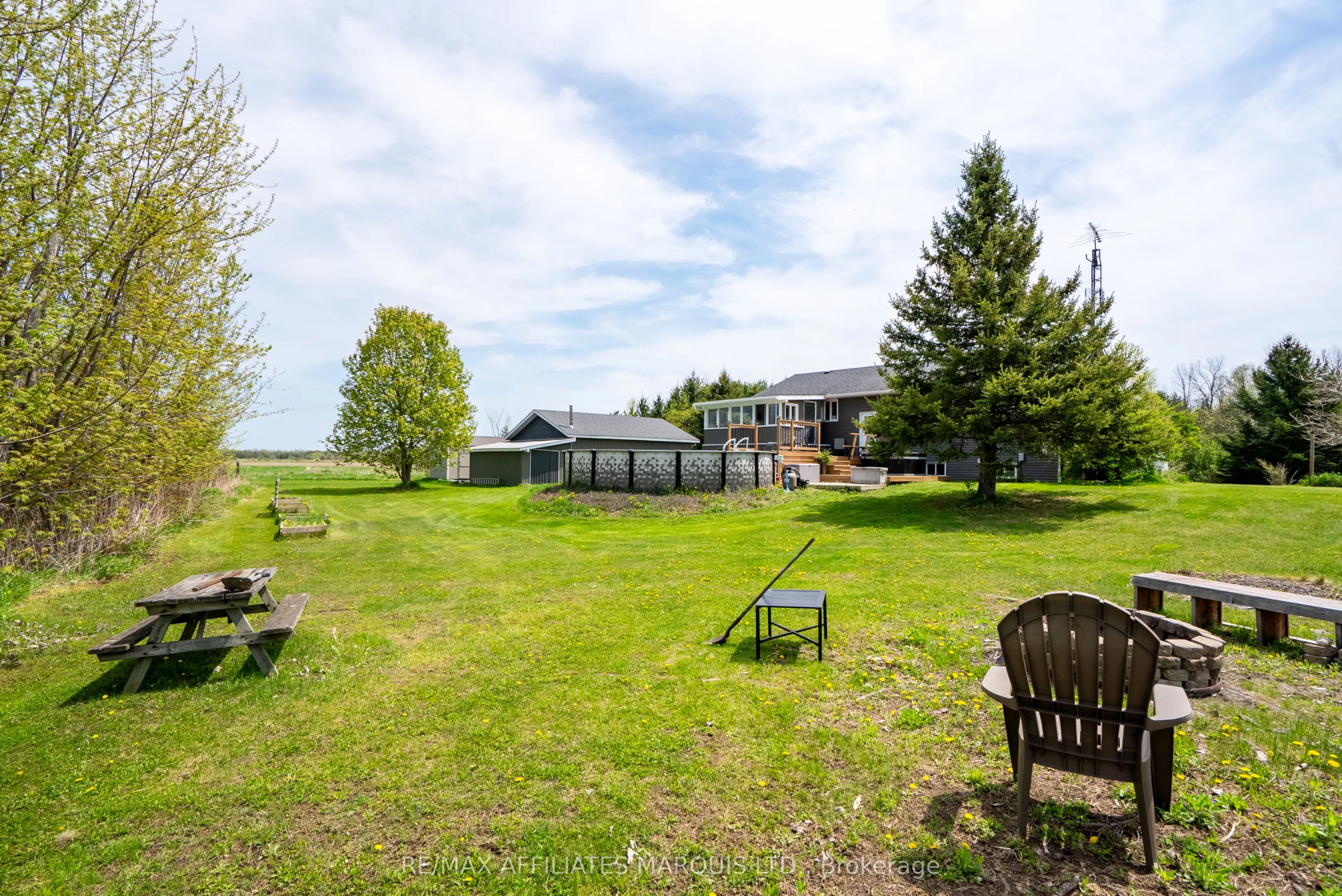 4239 County Rd 11 Road