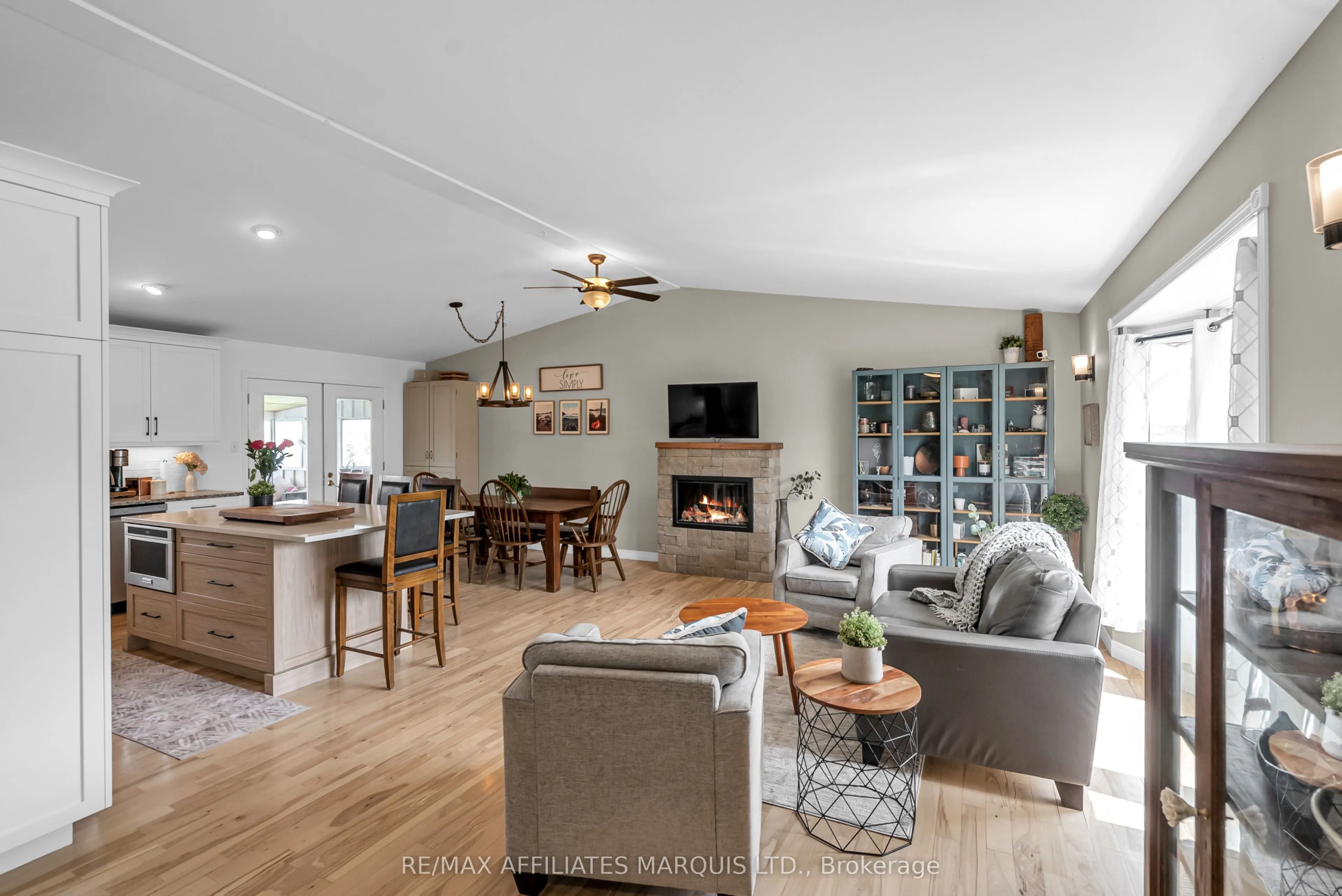 4239 County Rd 11 Road
