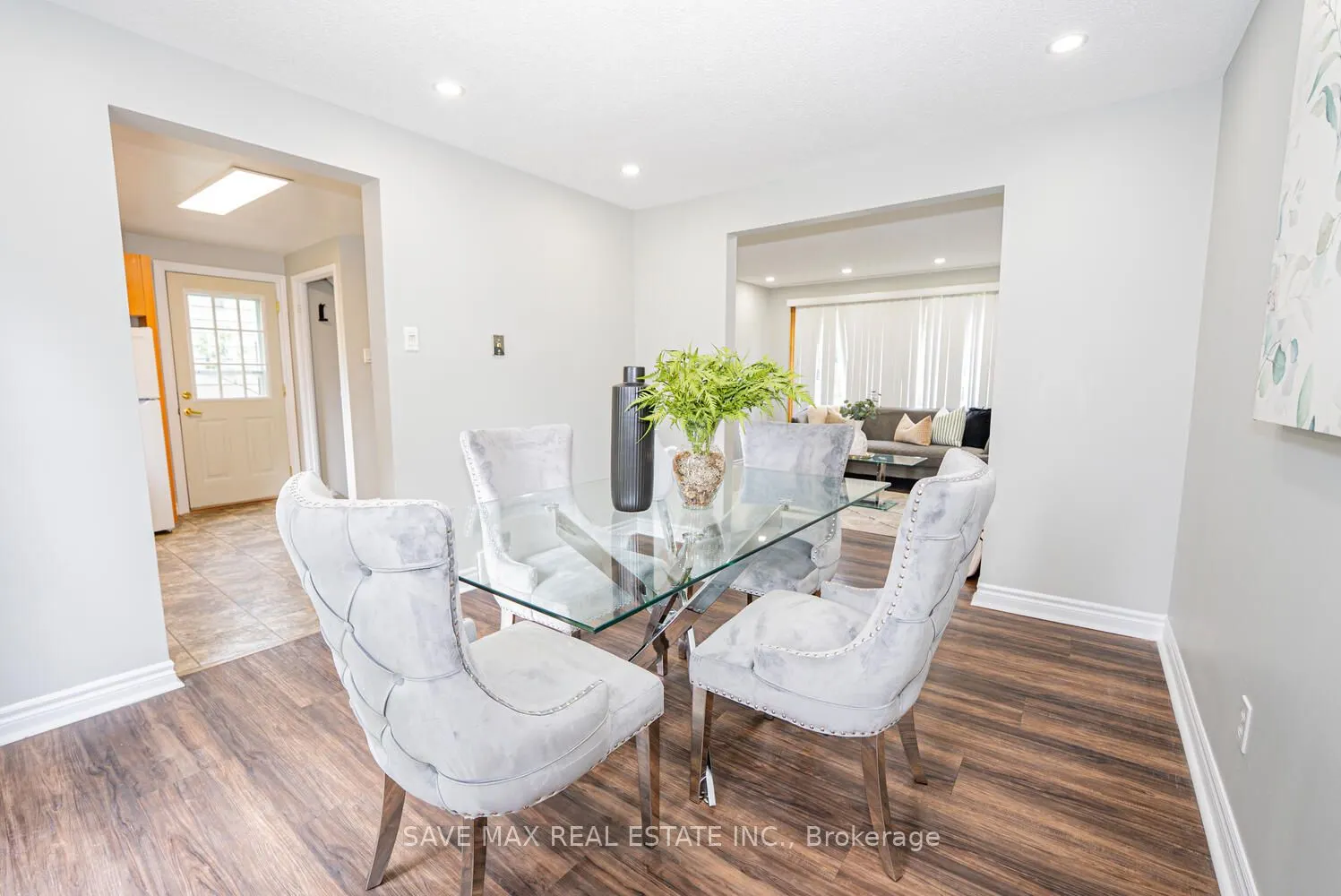 88 Harcourt Crescent