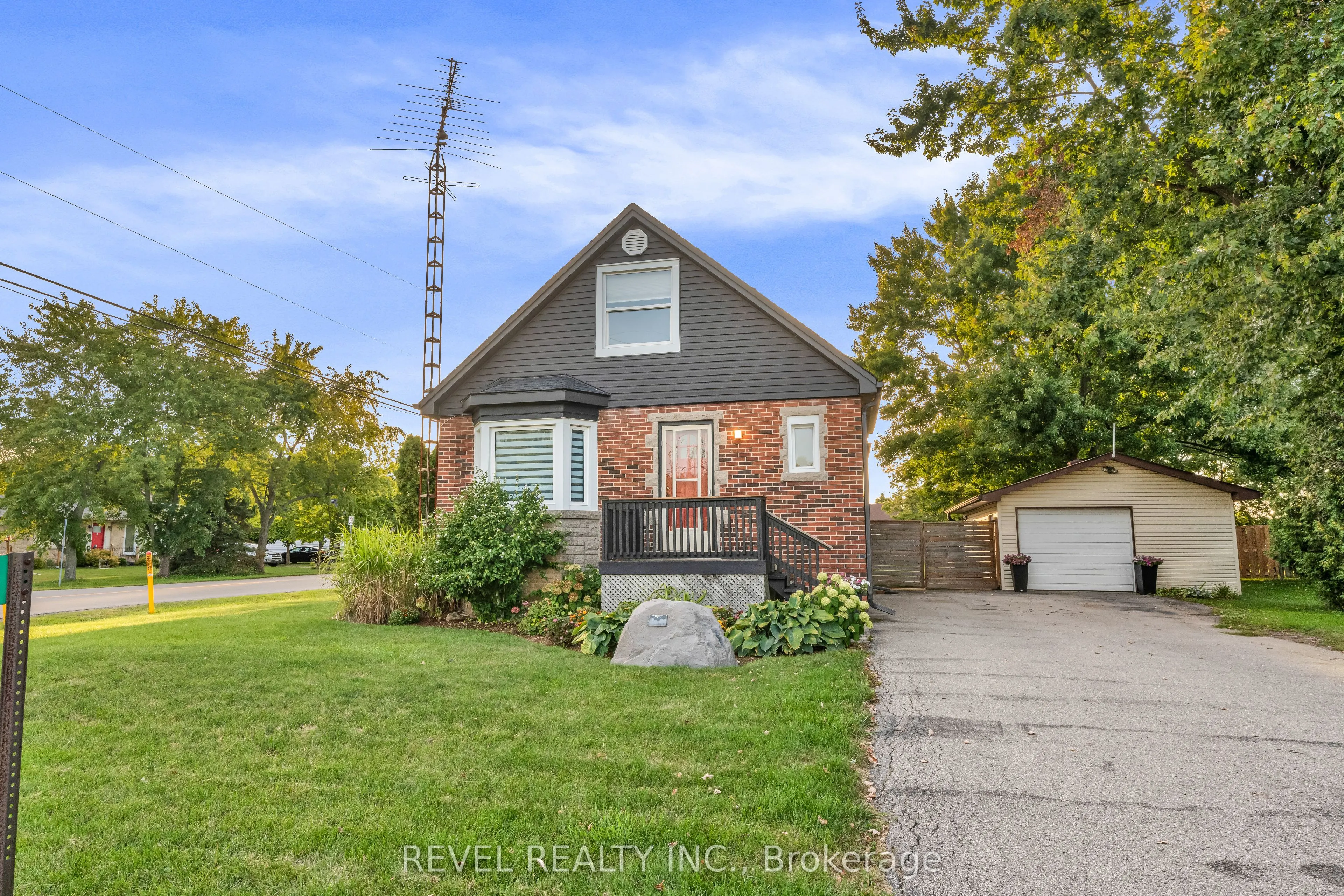 680 Woodburn Road