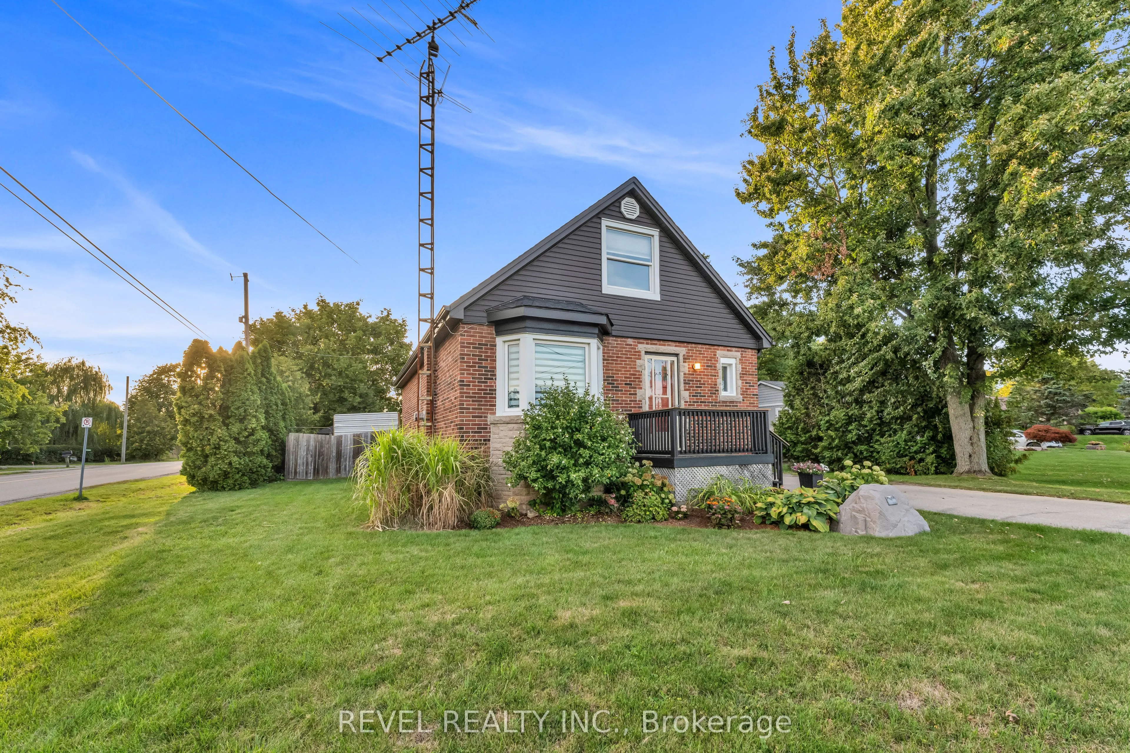 680 Woodburn Road