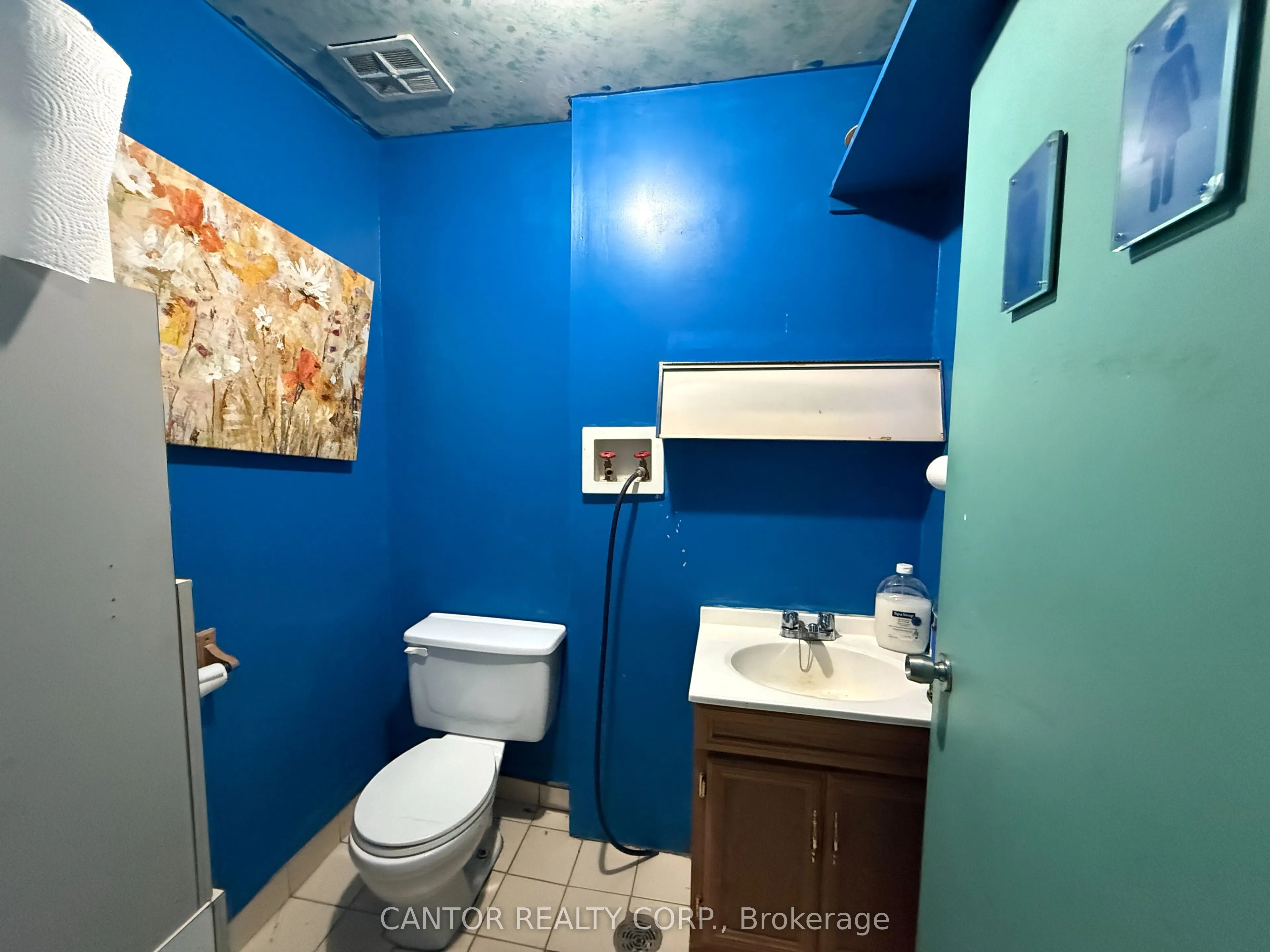 174 Colonnade Road, #15