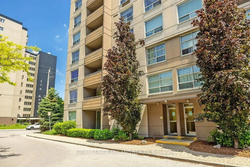 155 Kent Street, #1105