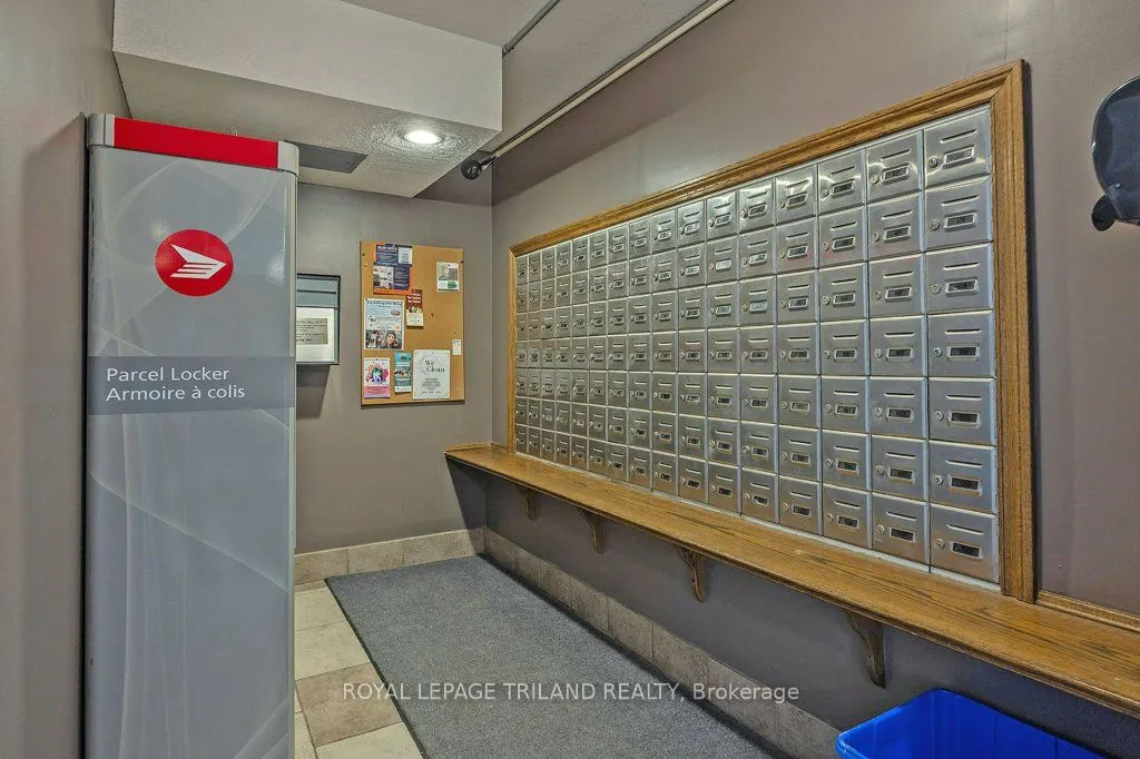 155 Kent Street, #1105