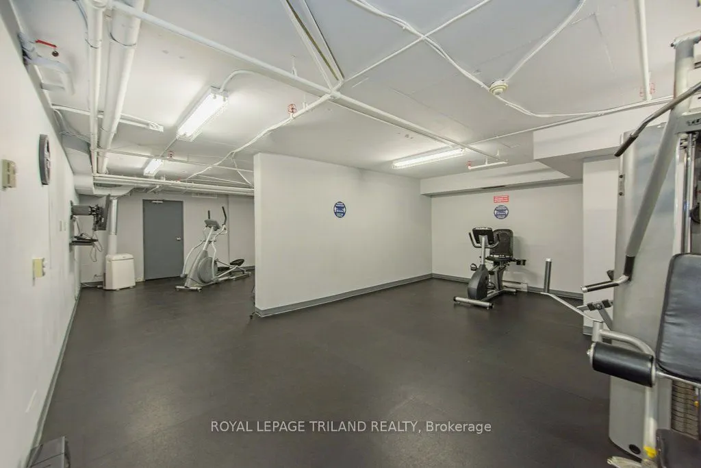 155 Kent Street, #1105