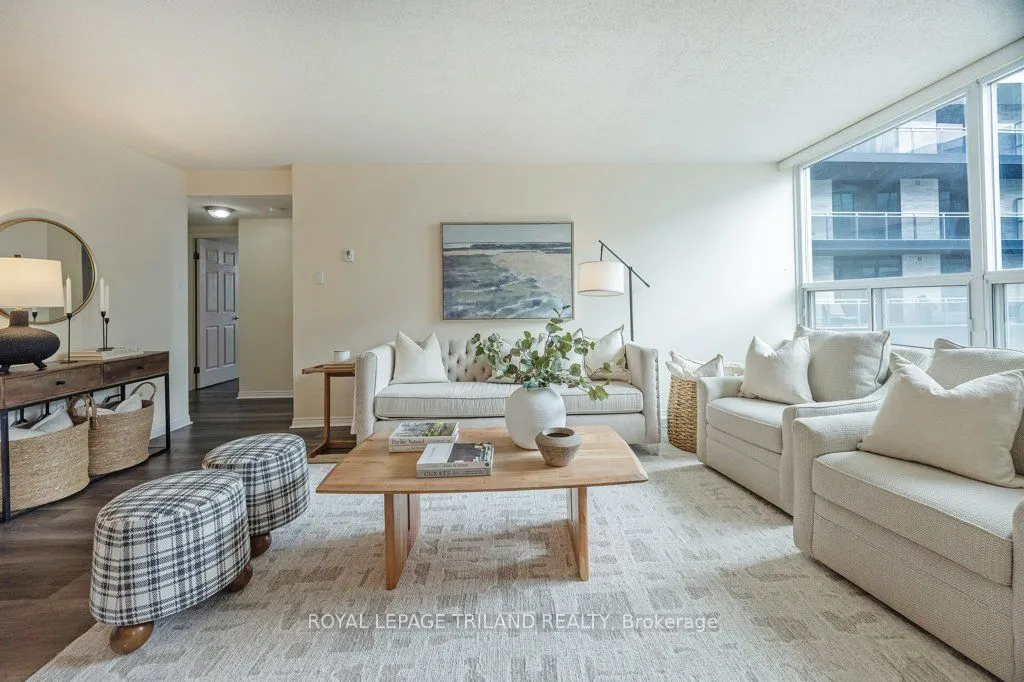 155 Kent Street, #1105