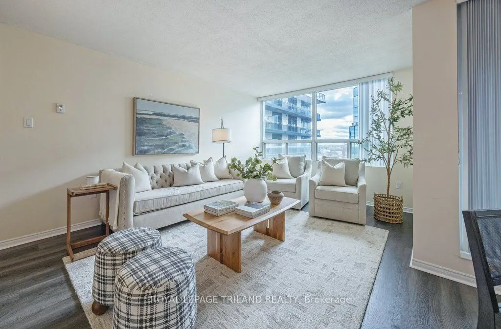 155 Kent Street, #1105