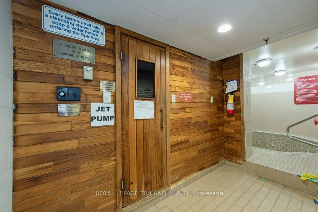 155 Kent Street, #1105