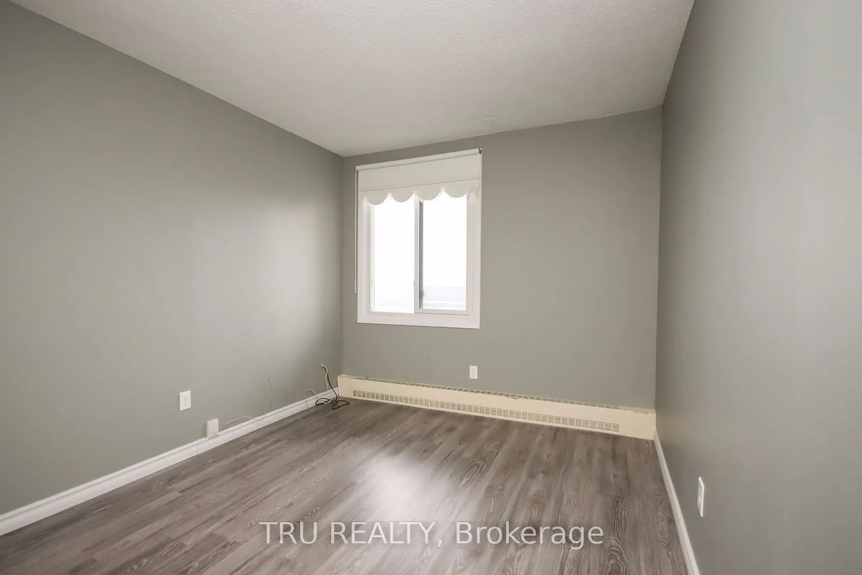 1081 AMBLESIDE Drive, #1604