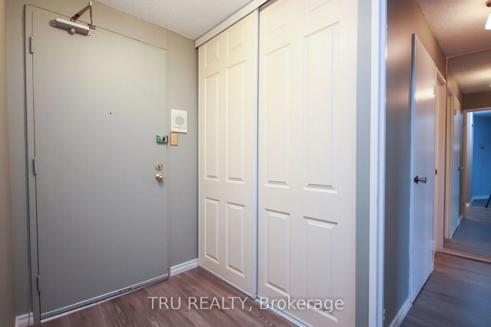 1081 AMBLESIDE Drive, #1604