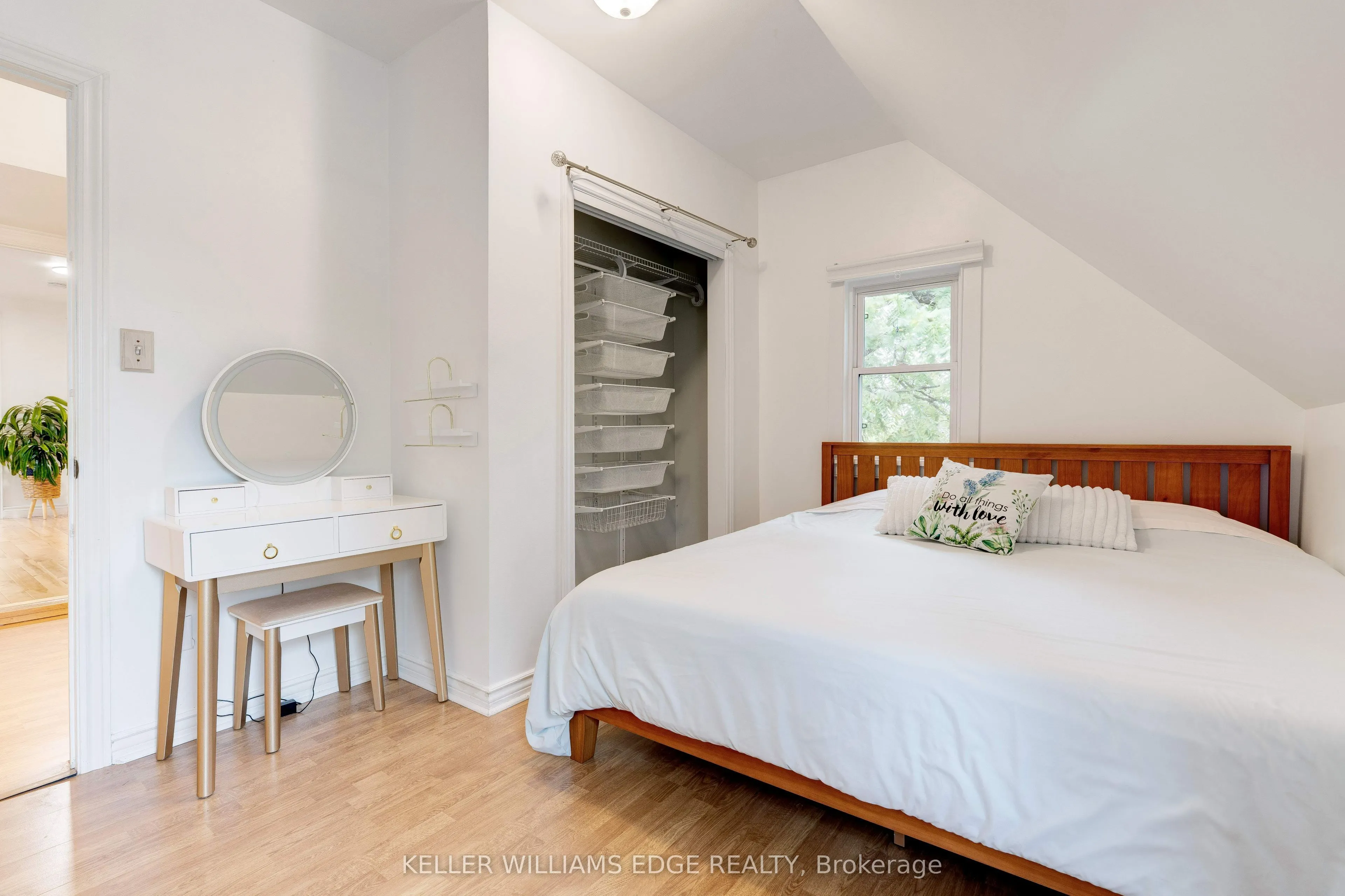 3038 Binbrook Road