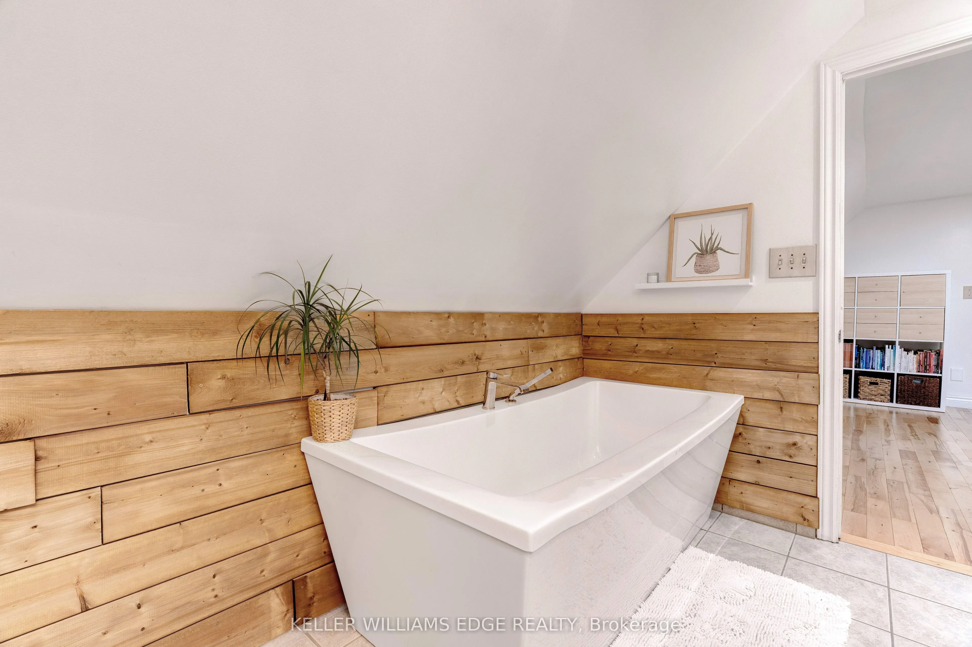 3038 Binbrook Road
