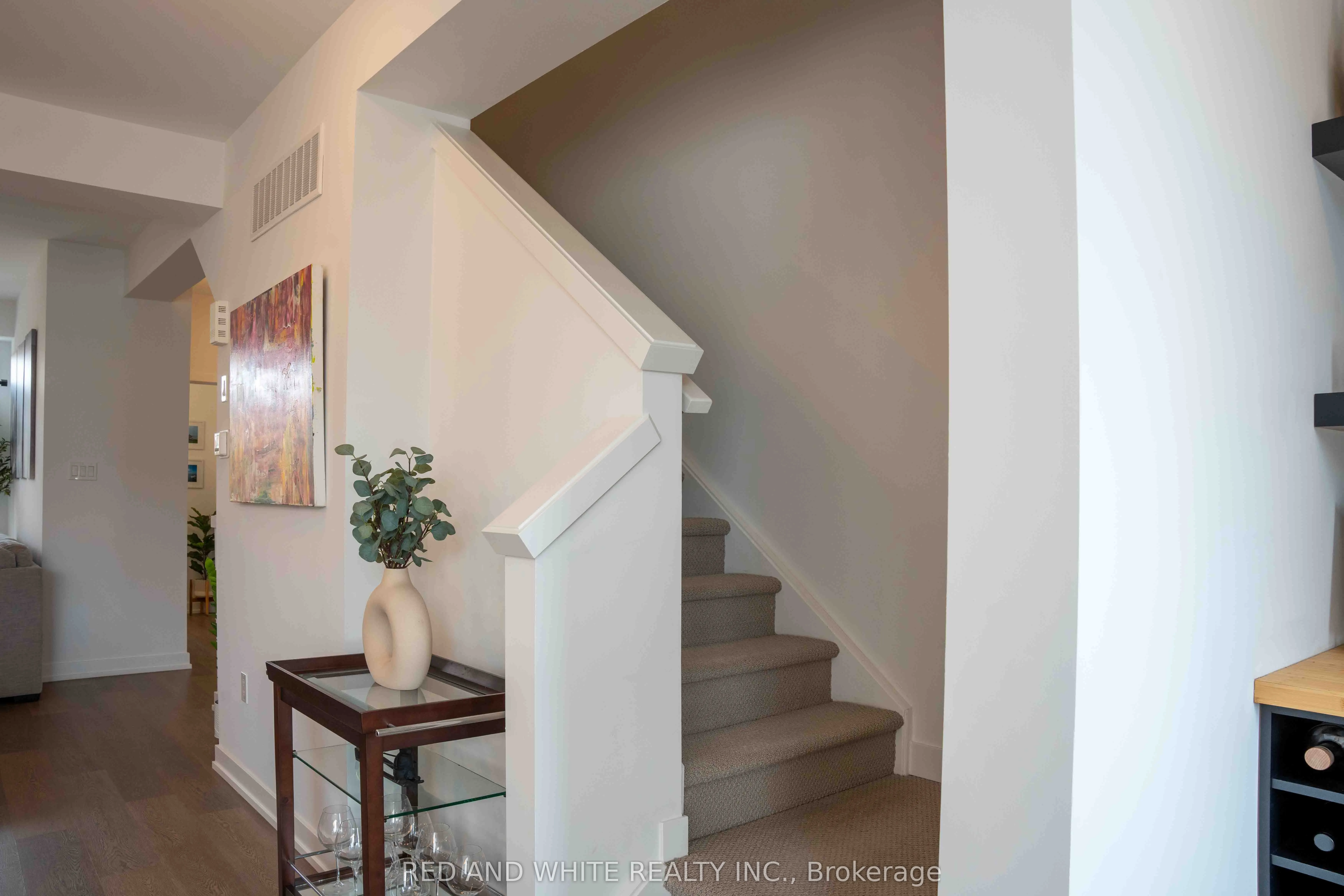 350 River Road, #25