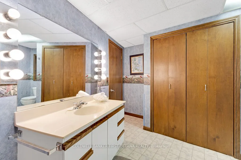 1031 Shanny Bear Lane