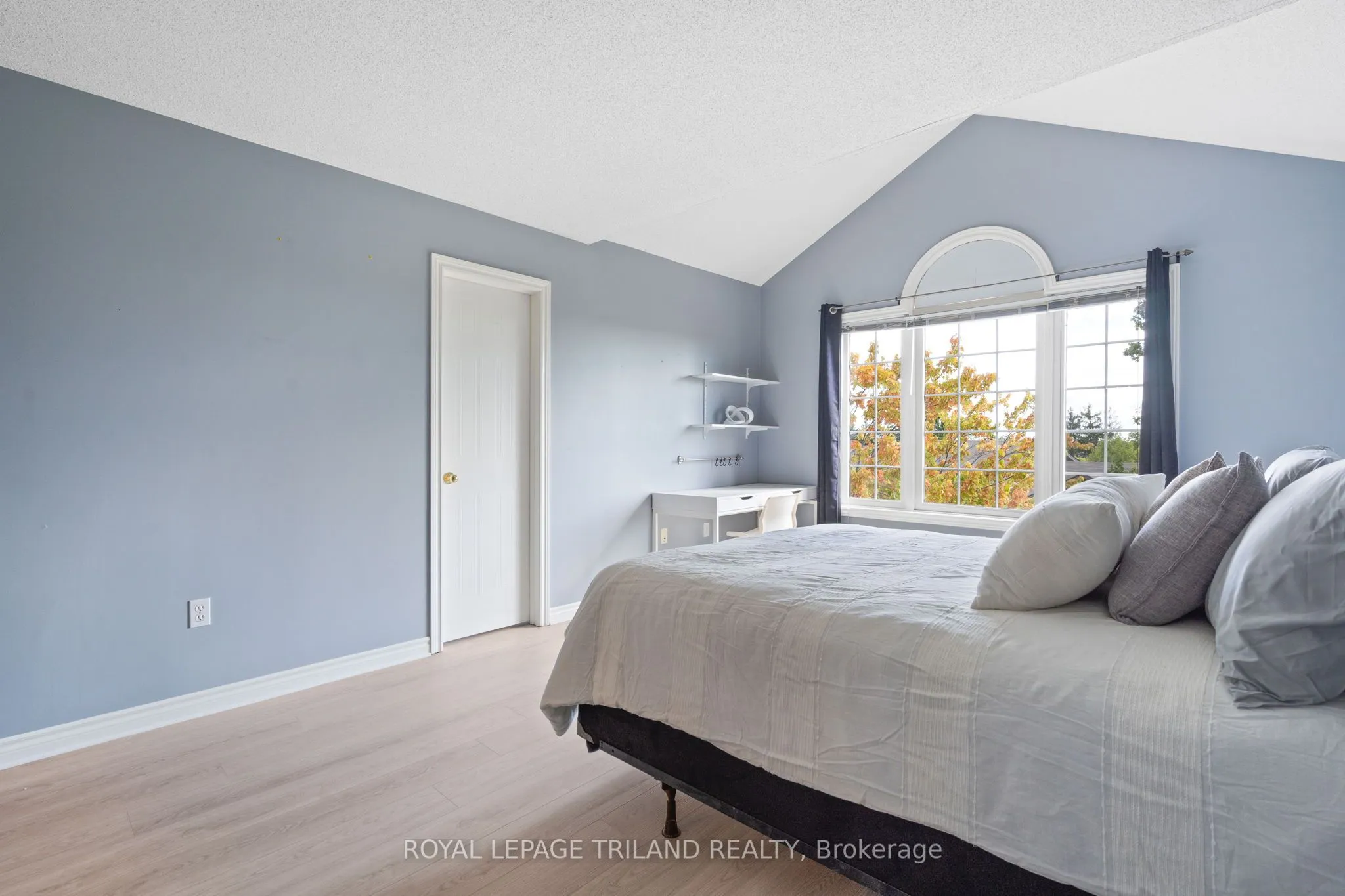 270 North Centre Road, #27