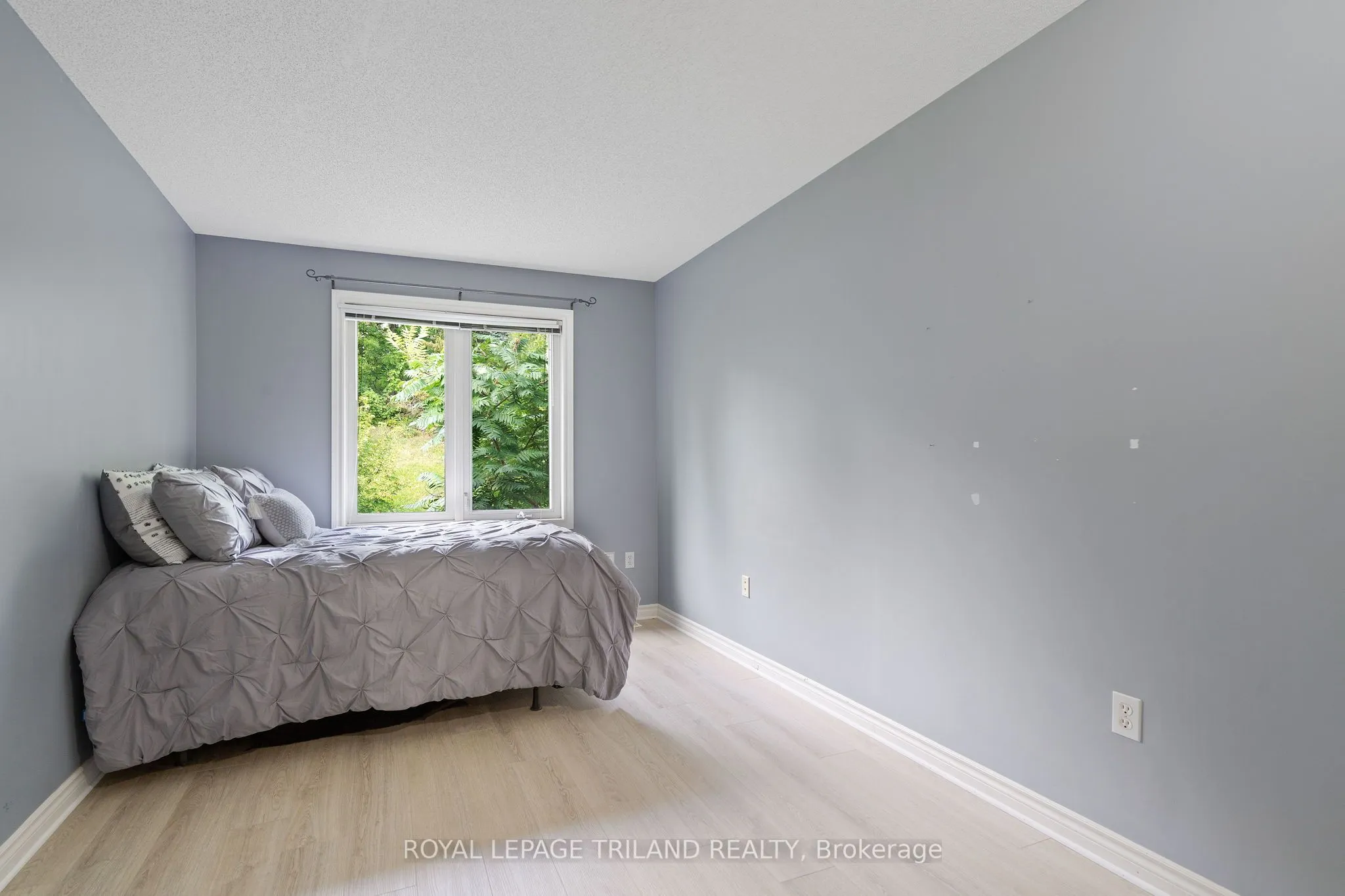 270 North Centre Road, #27