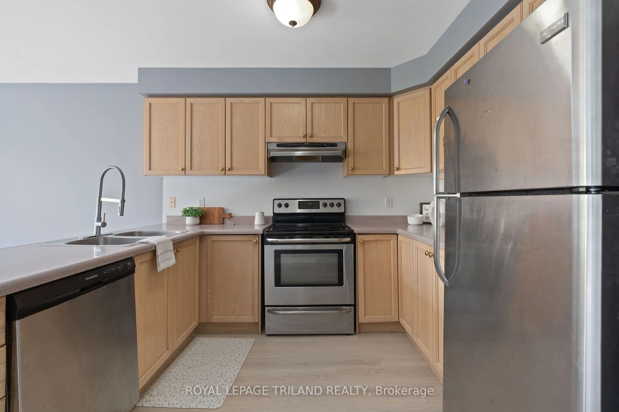 270 North Centre Road, #27