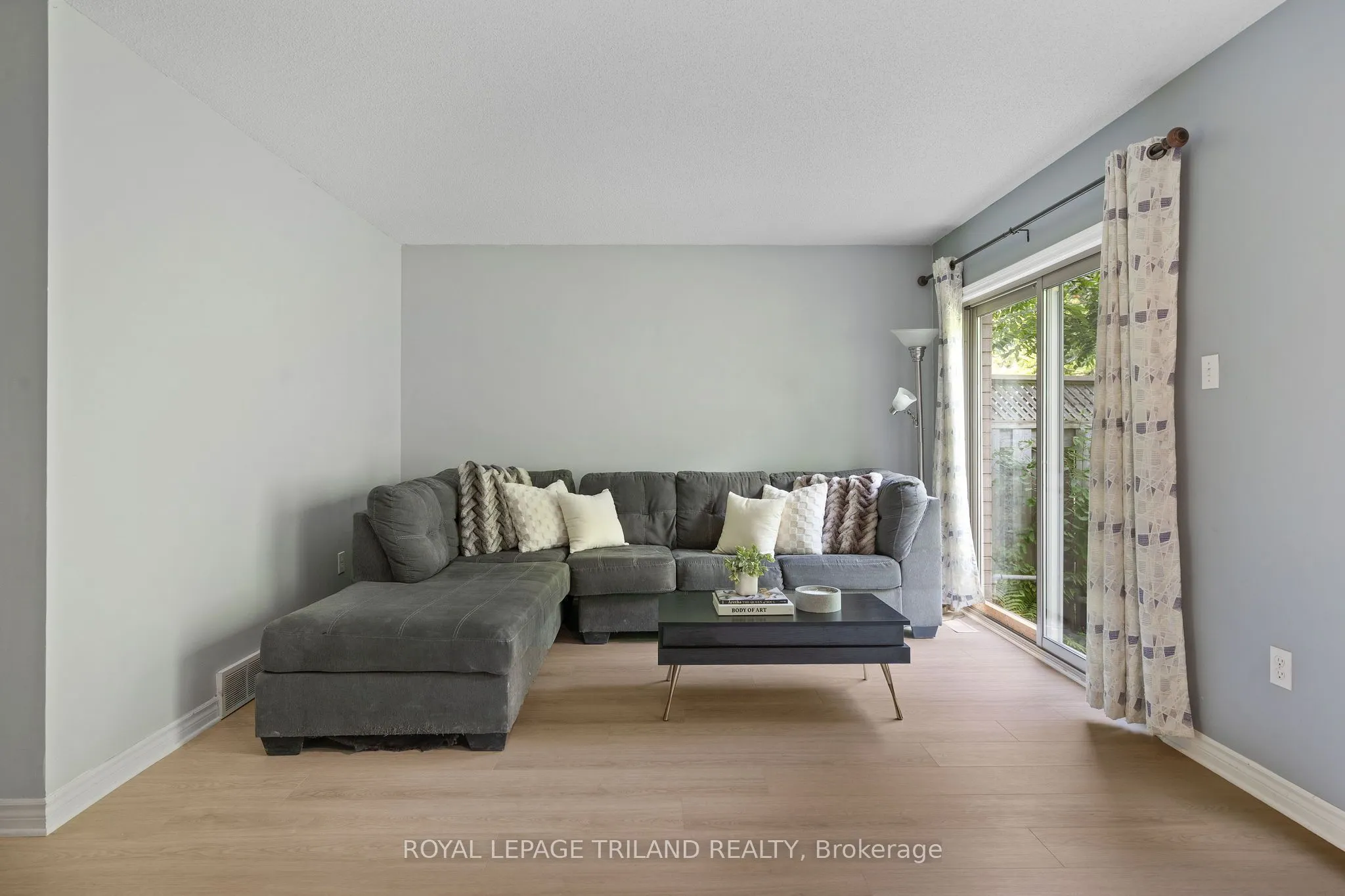 270 North Centre Road, #27