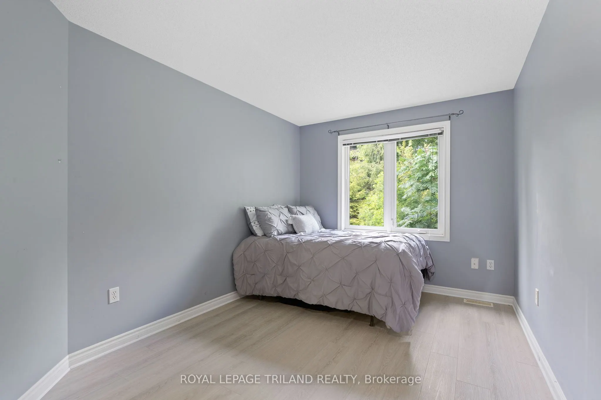 270 North Centre Road, #27