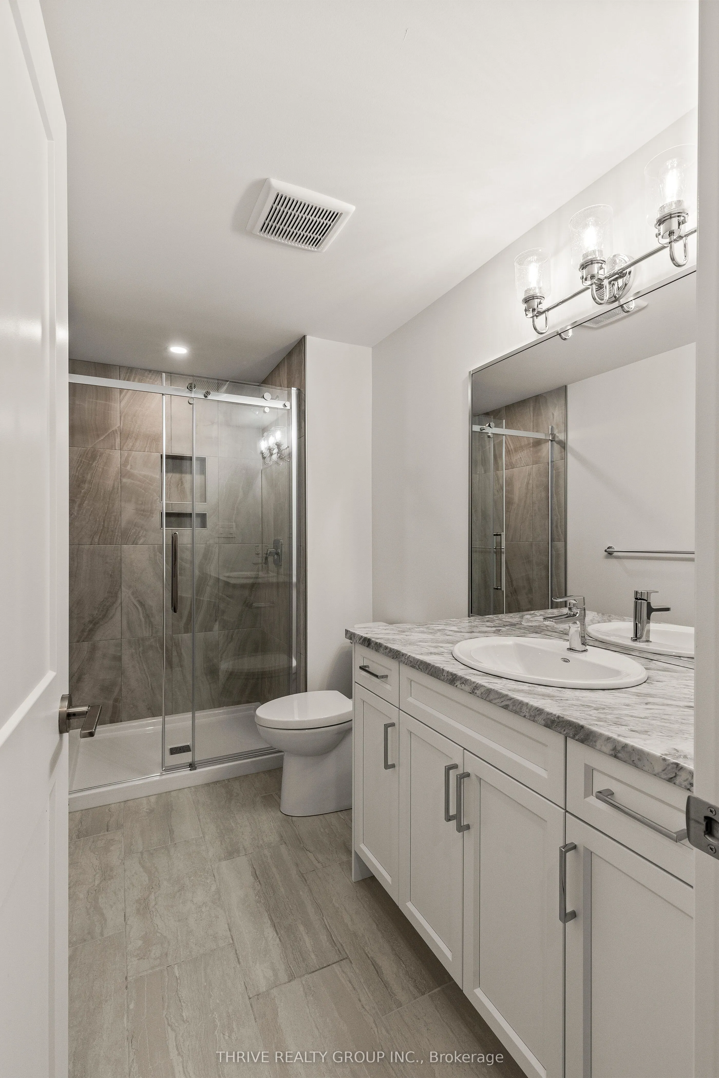 1061 Eagletrace Drive, #3