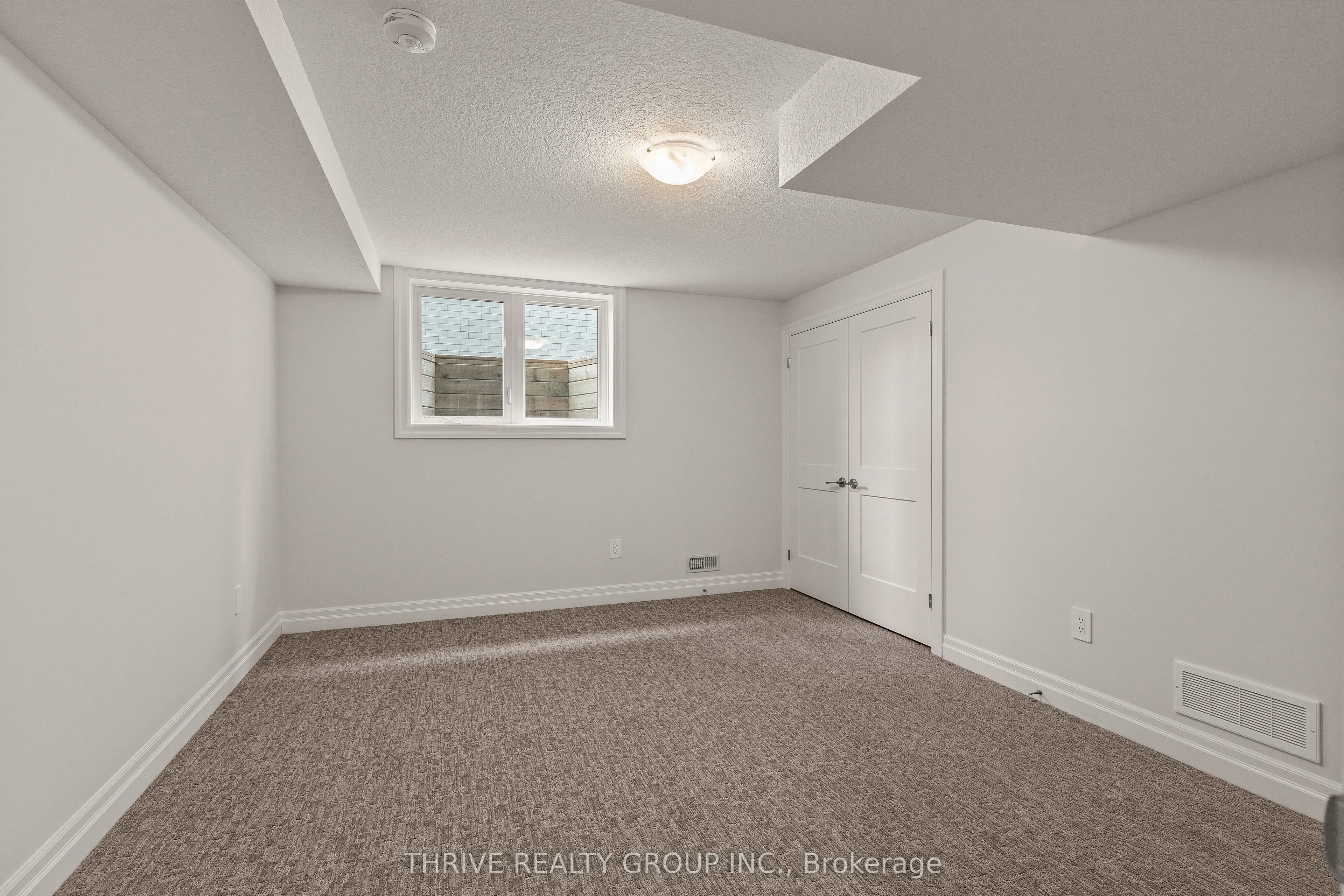 1061 Eagletrace Drive, #3