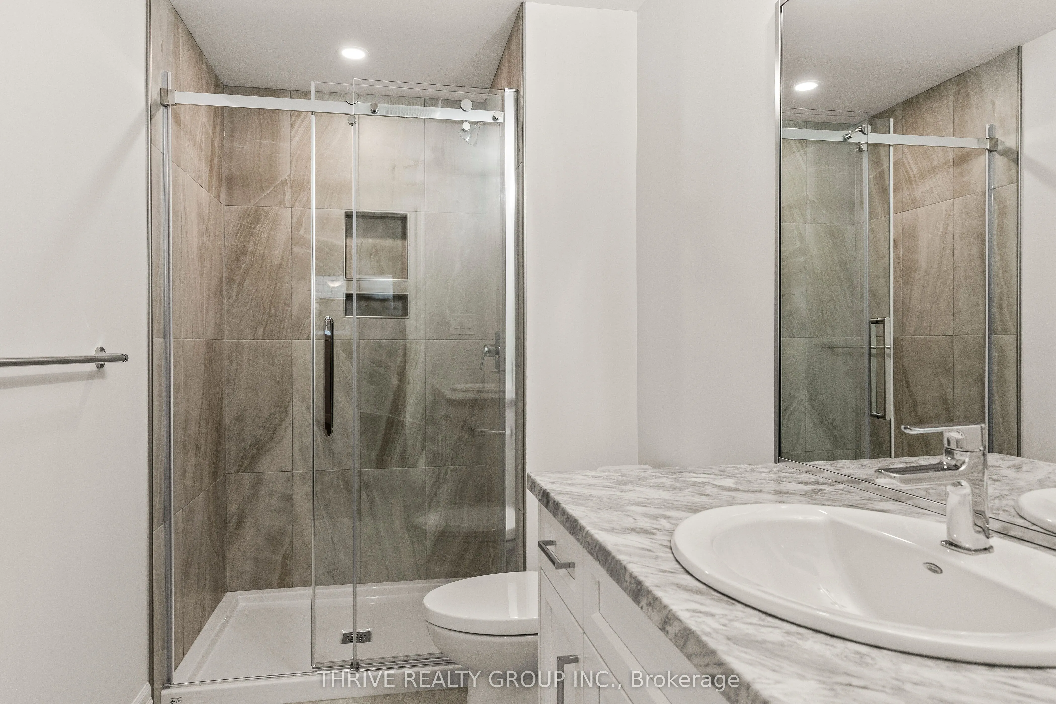 1061 Eagletrace Drive, #3