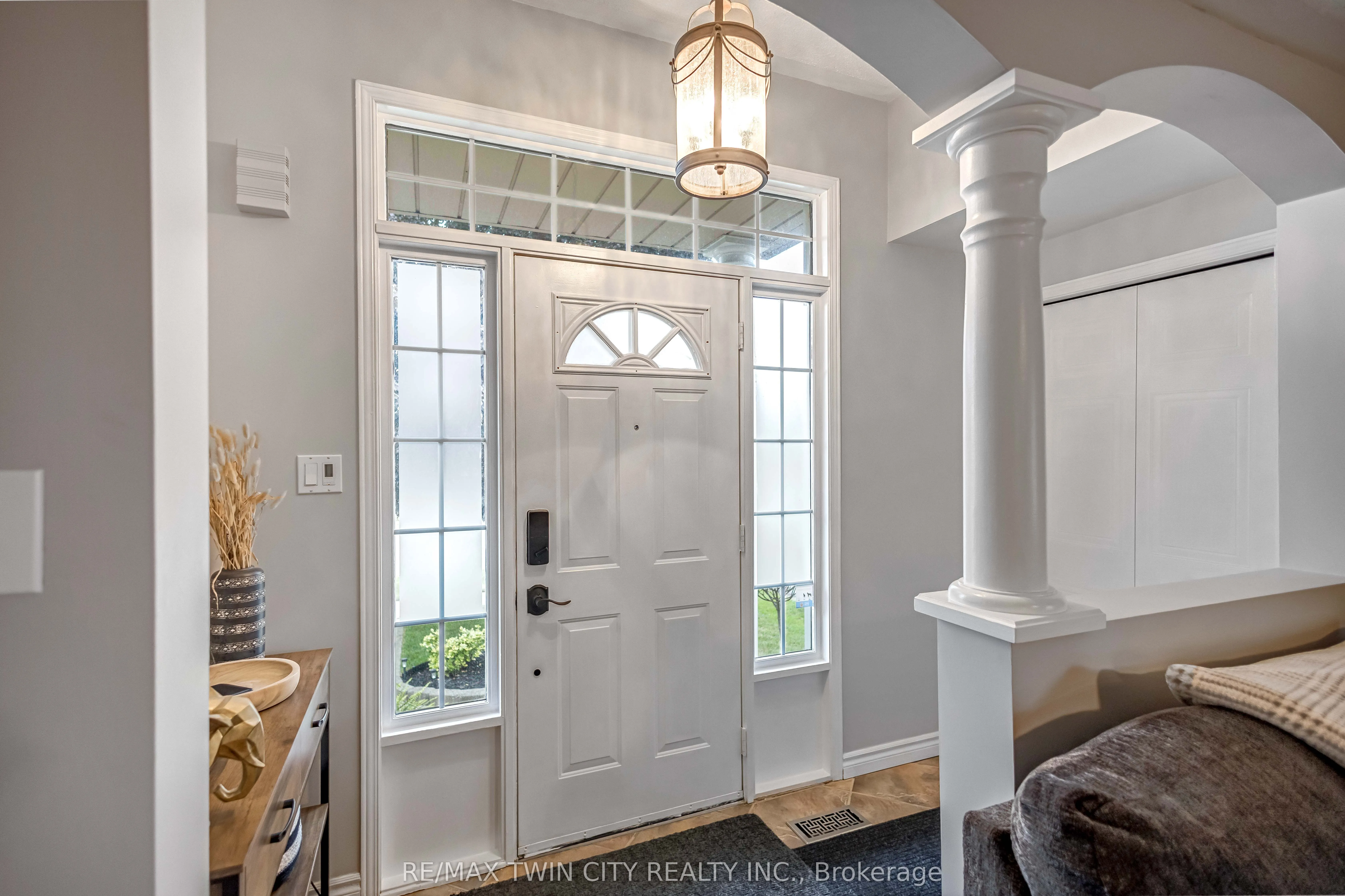 27 Candlewood Drive