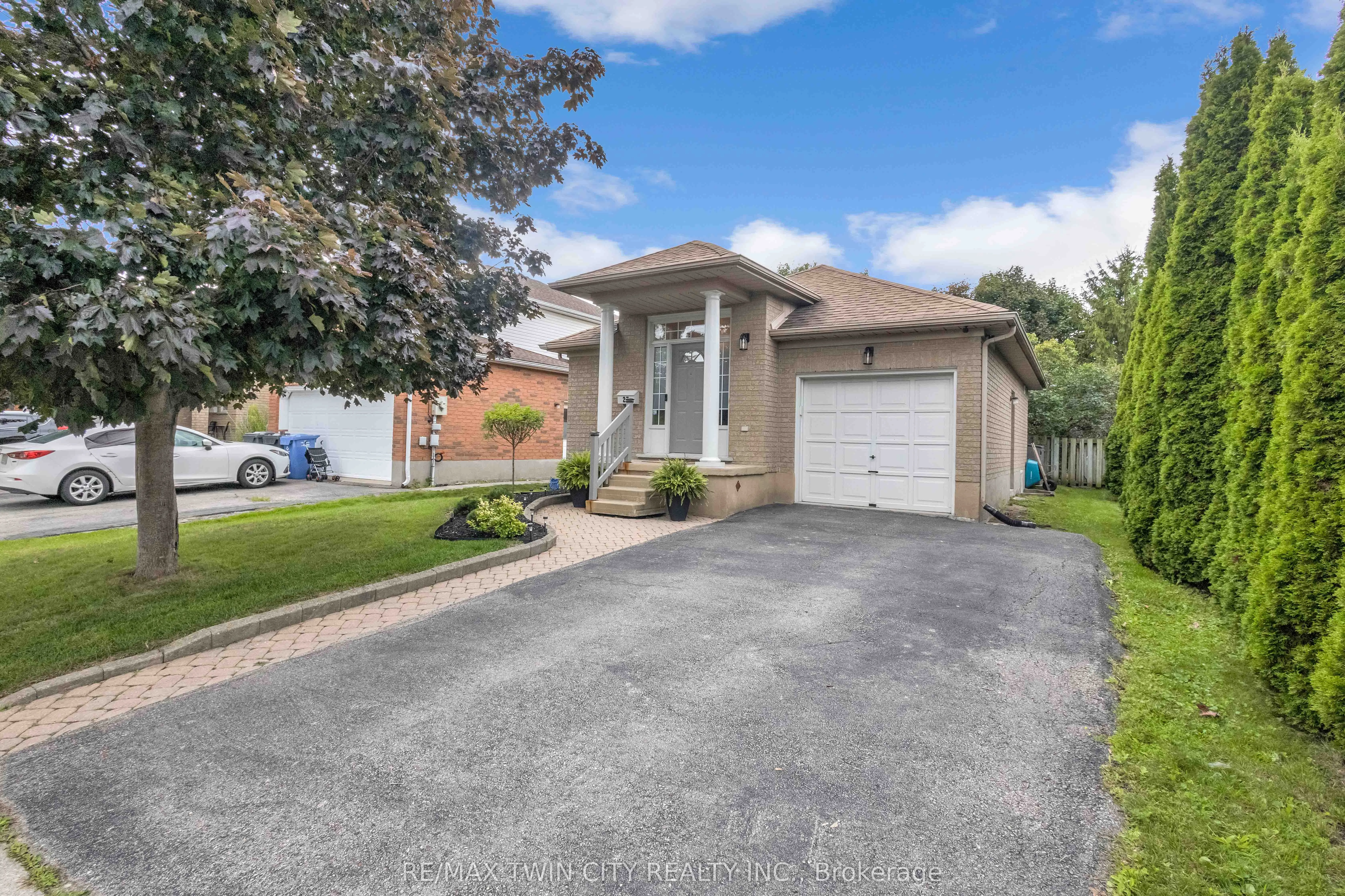 27 Candlewood Drive