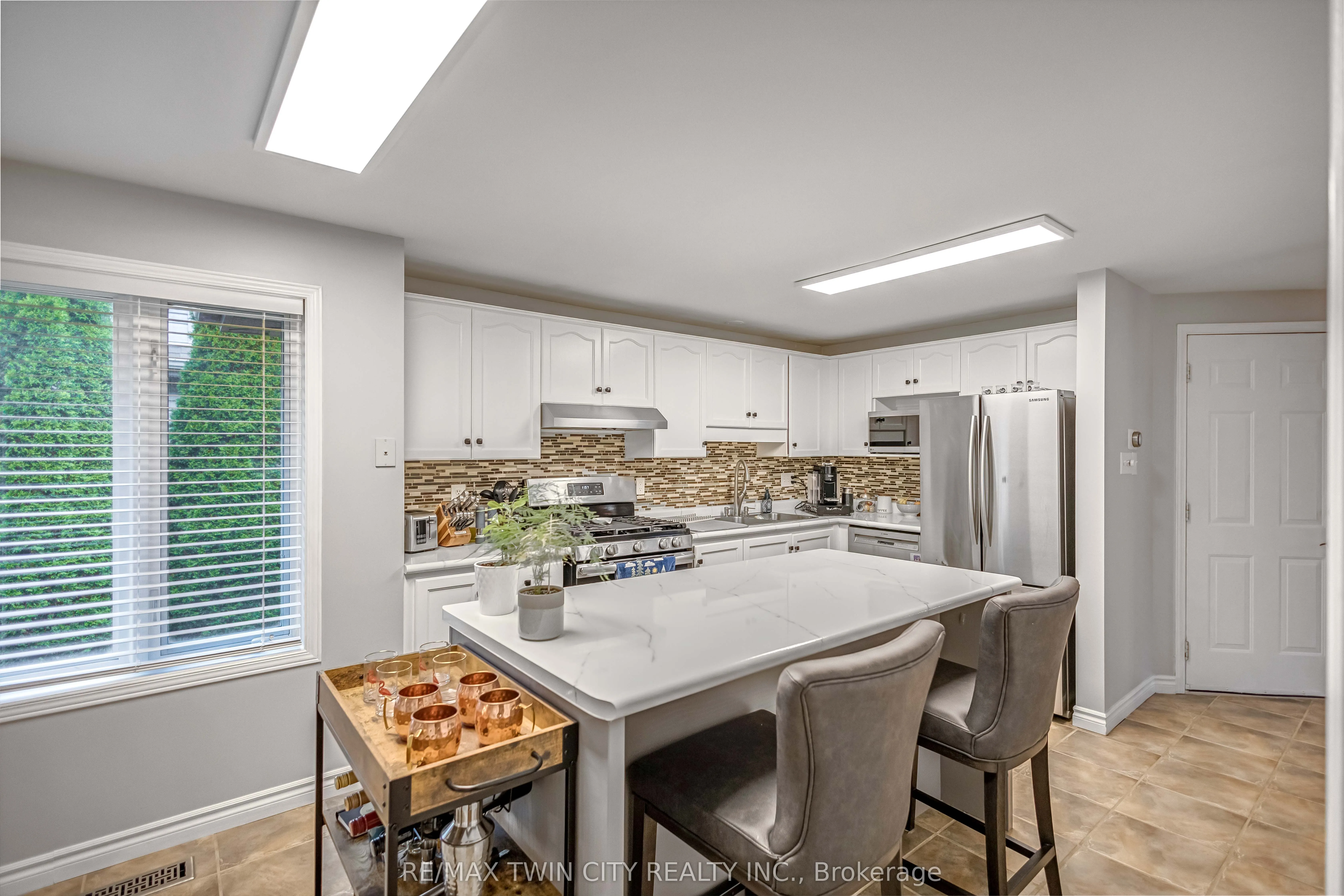 27 Candlewood Drive