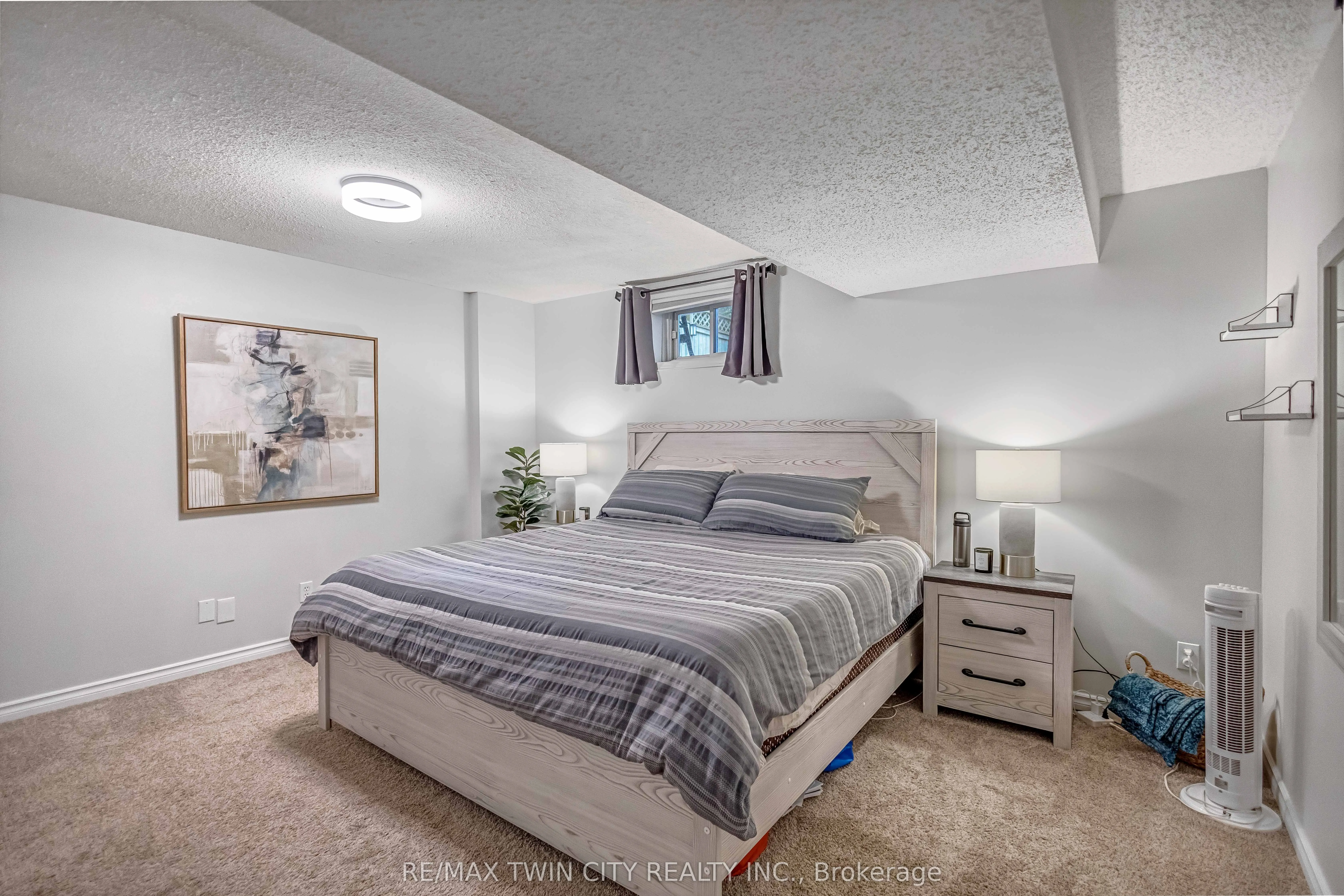 27 Candlewood Drive