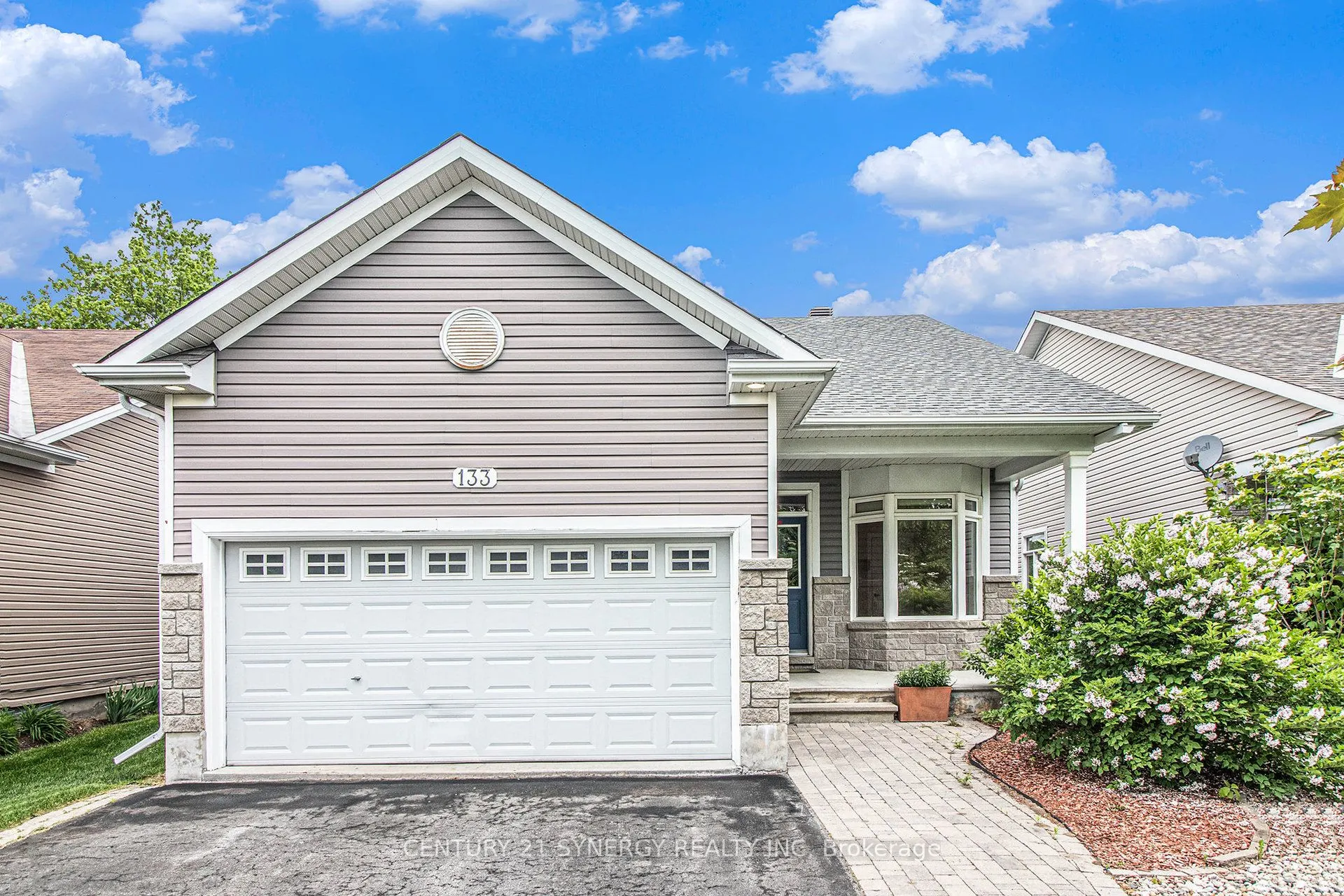 133 Royal Landing Gate