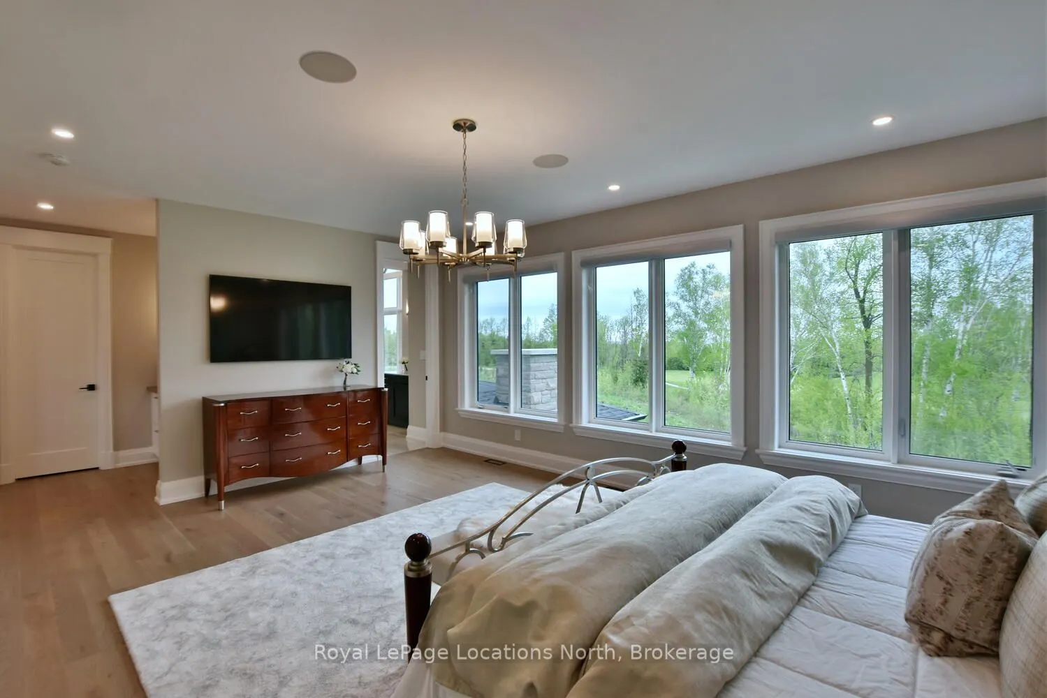 166 Springside Crescent