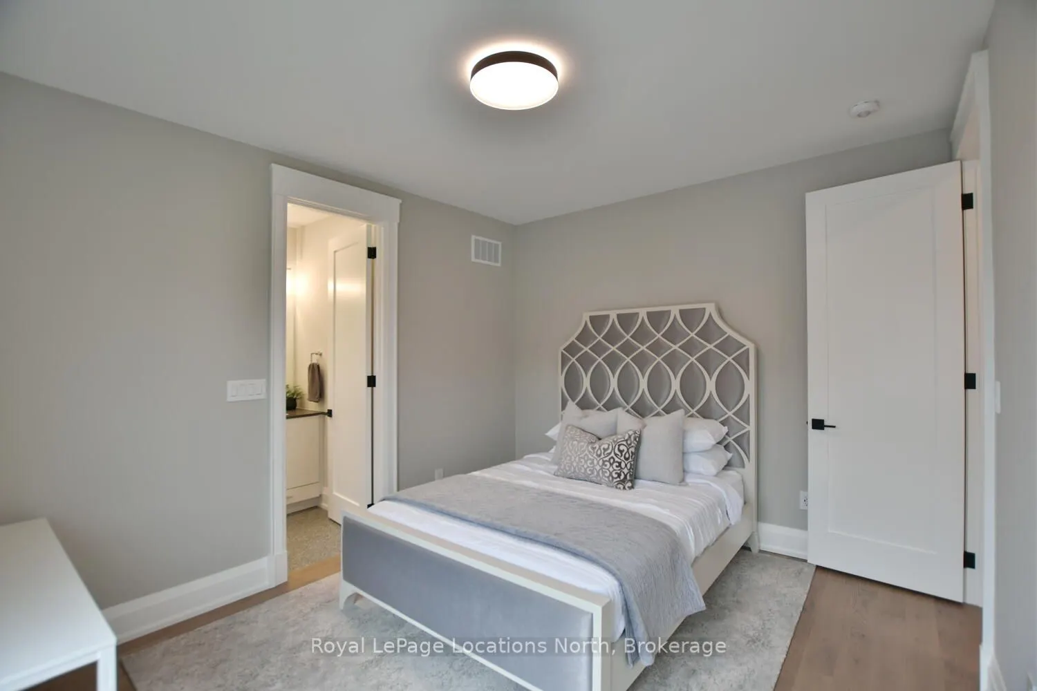166 Springside Crescent