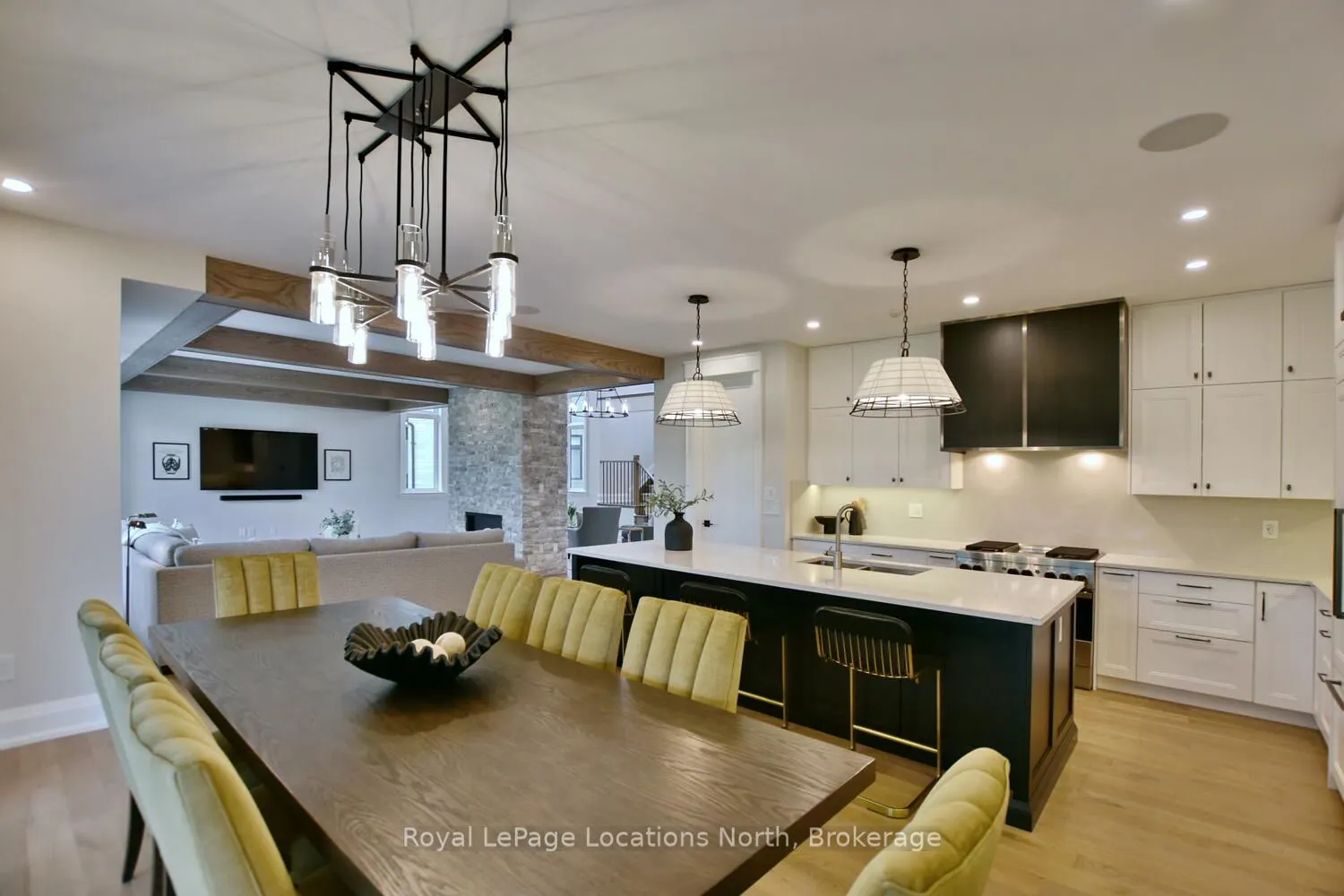 166 Springside Crescent