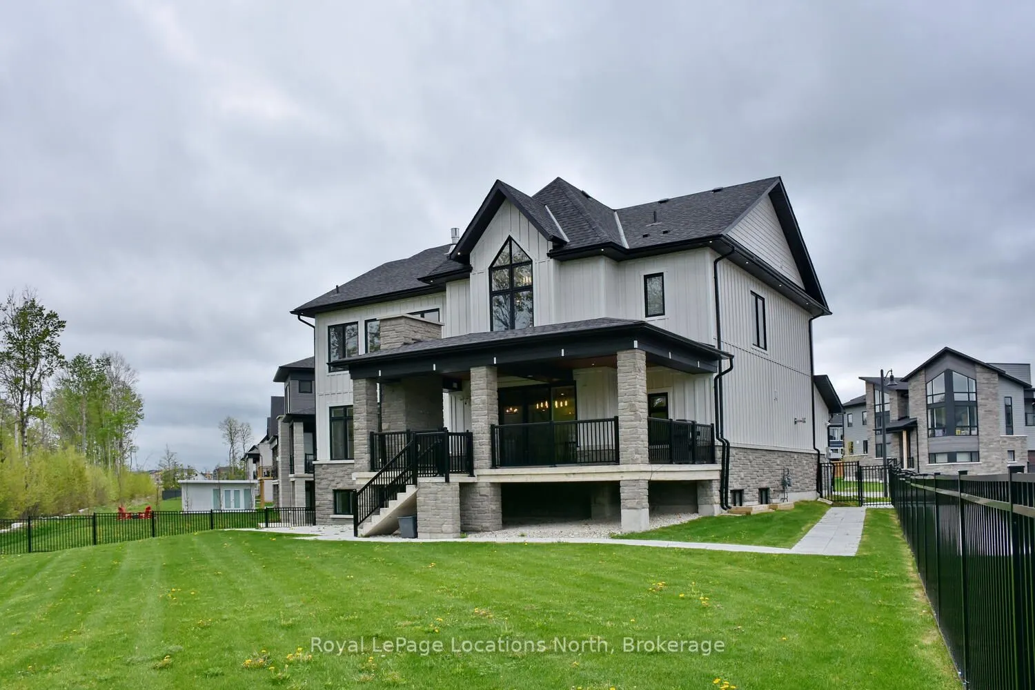 166 Springside Crescent