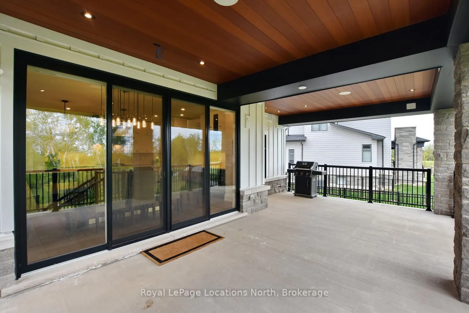 166 Springside Crescent