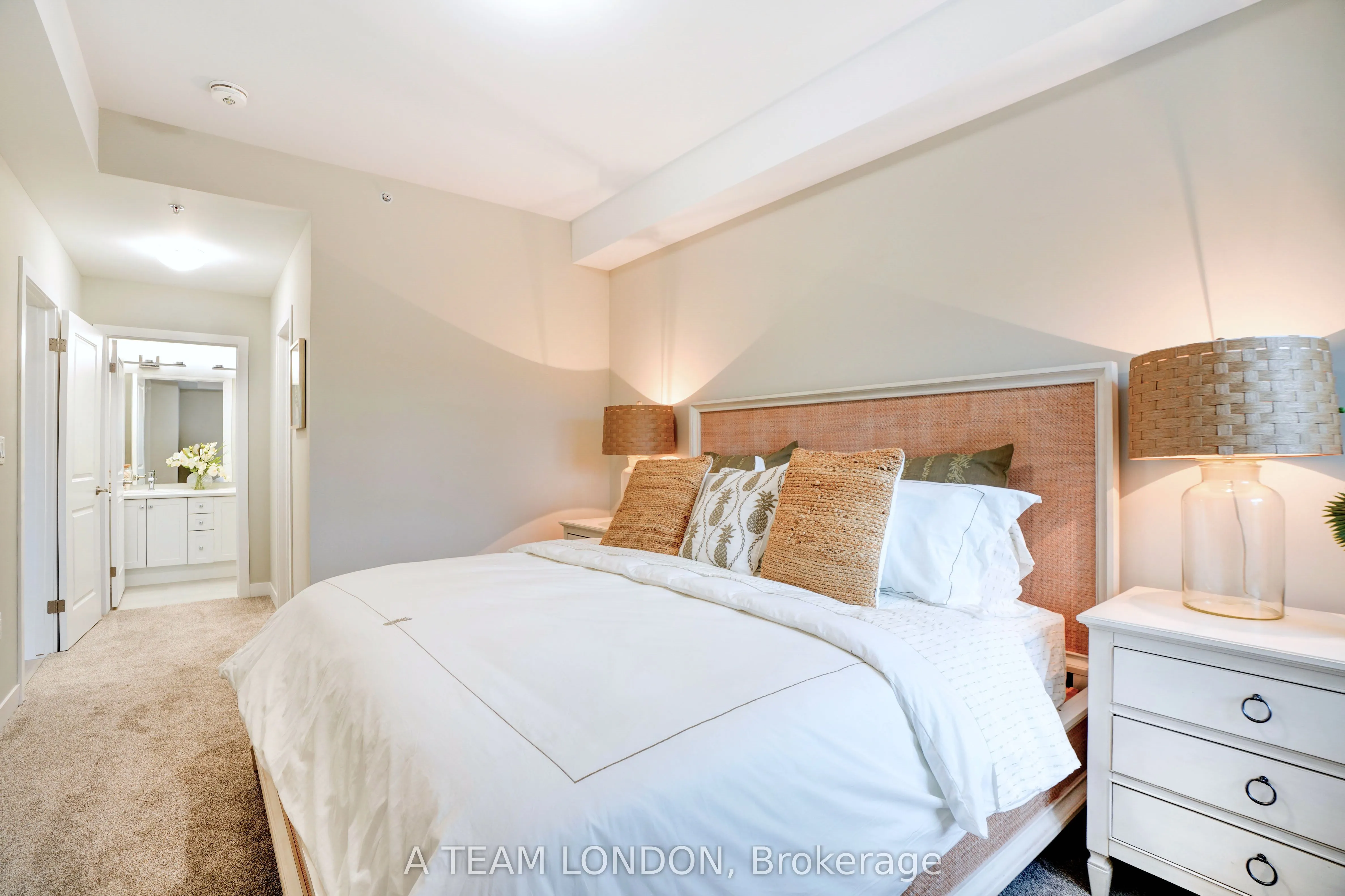 100 THE PROMENADE, #306