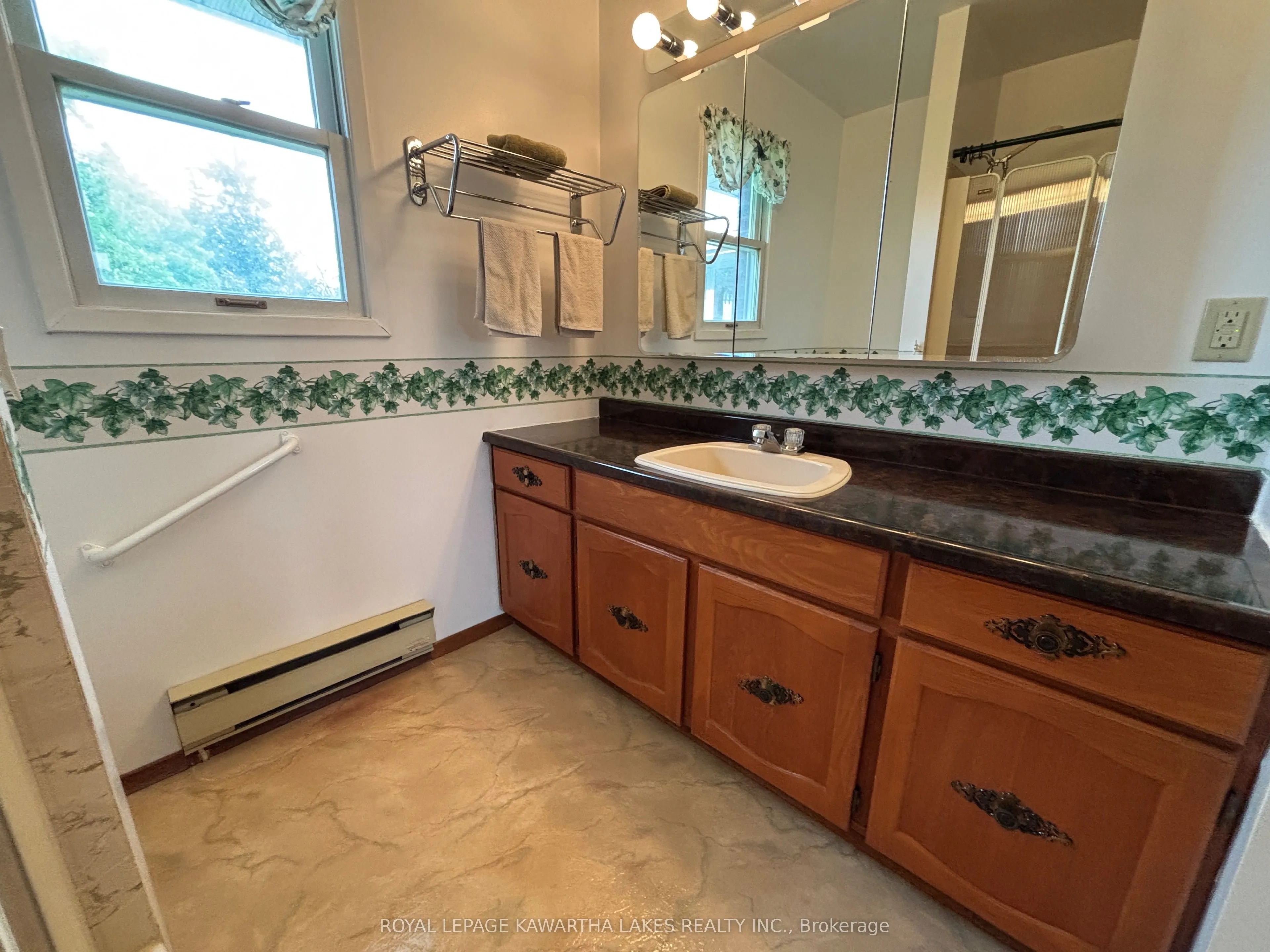 576 Lorneville Road