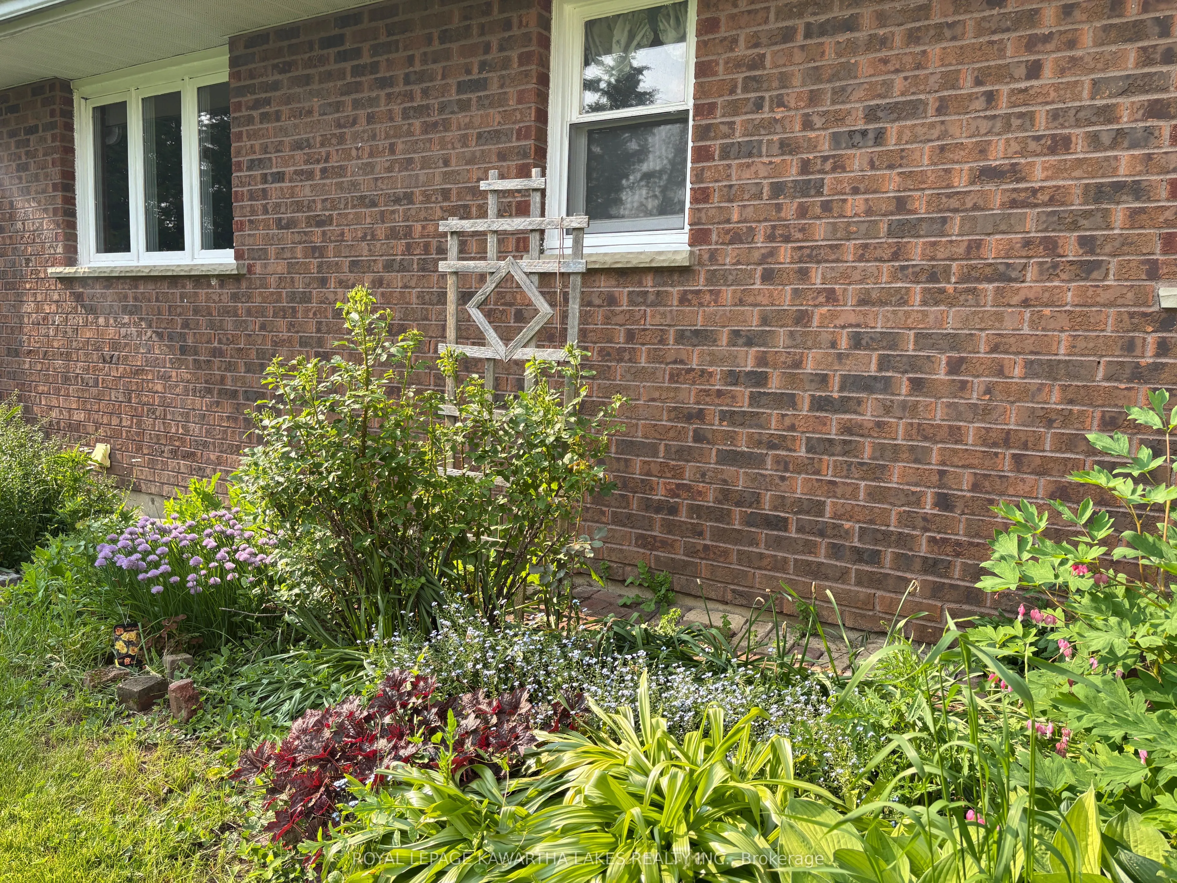 576 Lorneville Road