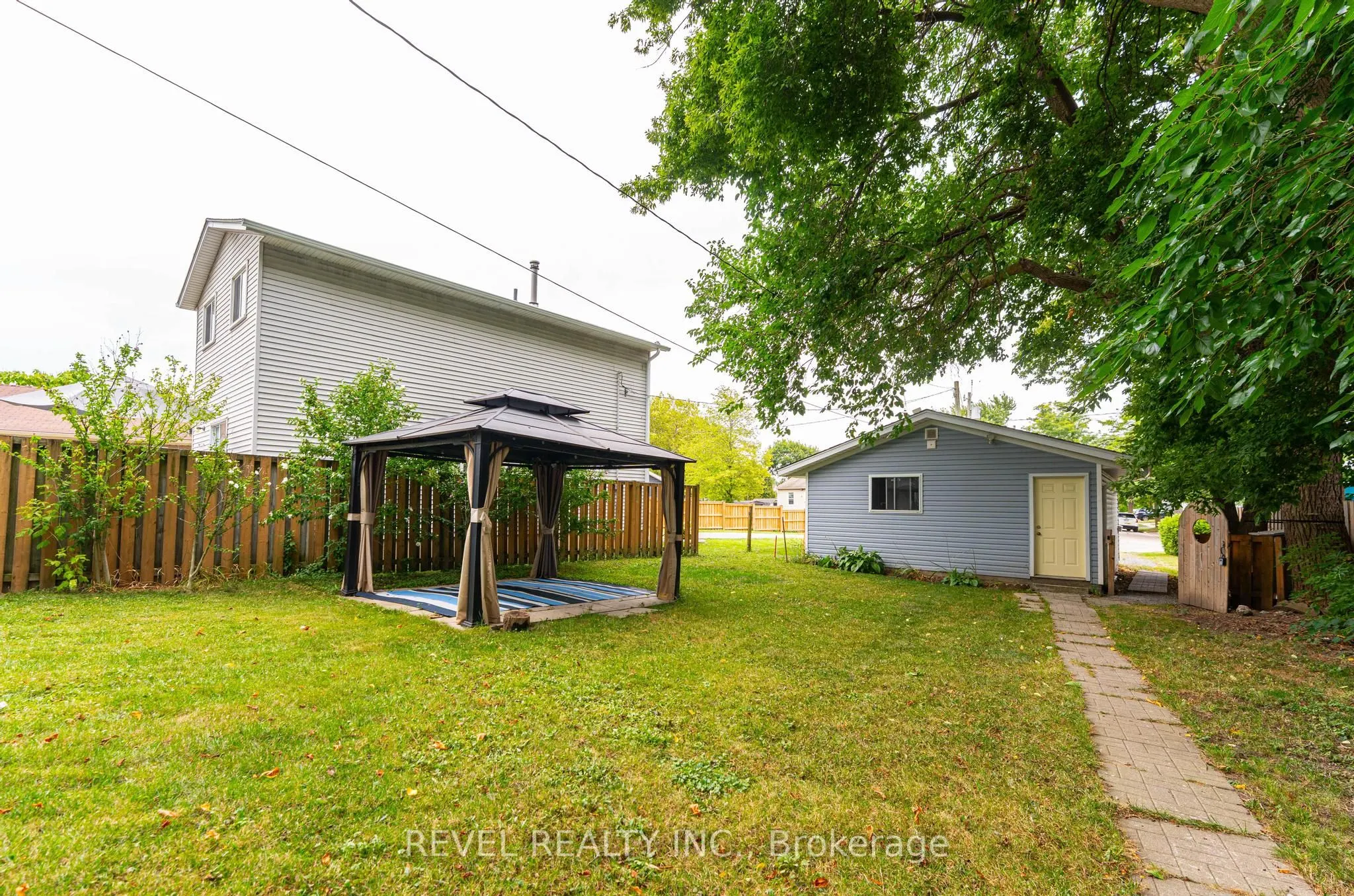 11 Elmwood Avenue