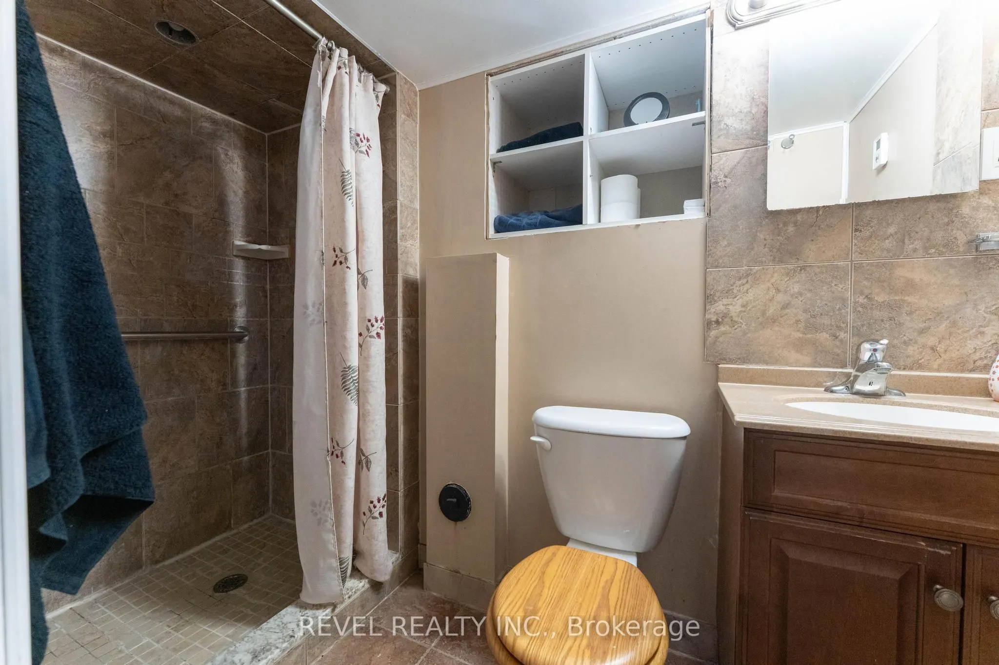 11 Elmwood Avenue