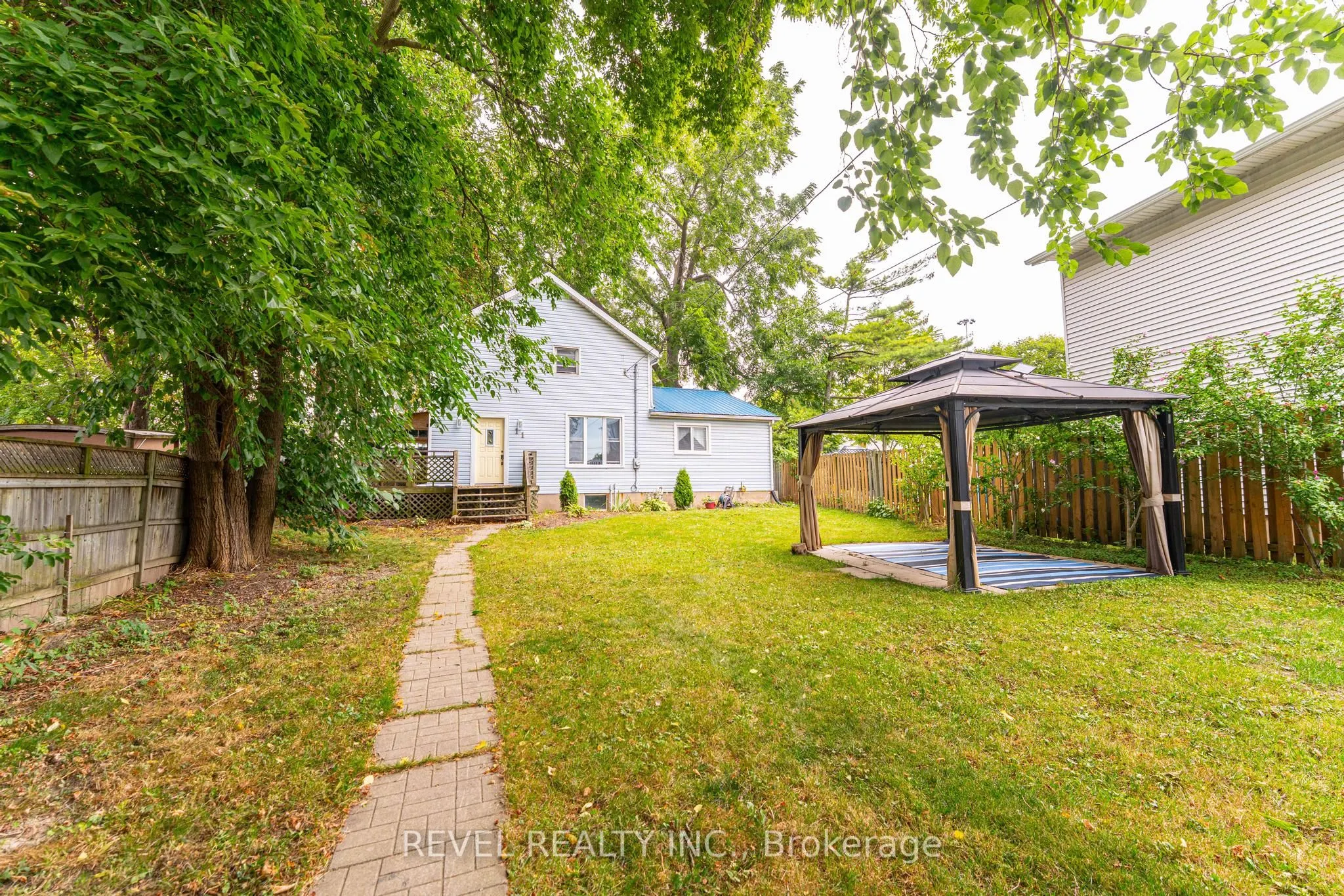 11 Elmwood Avenue