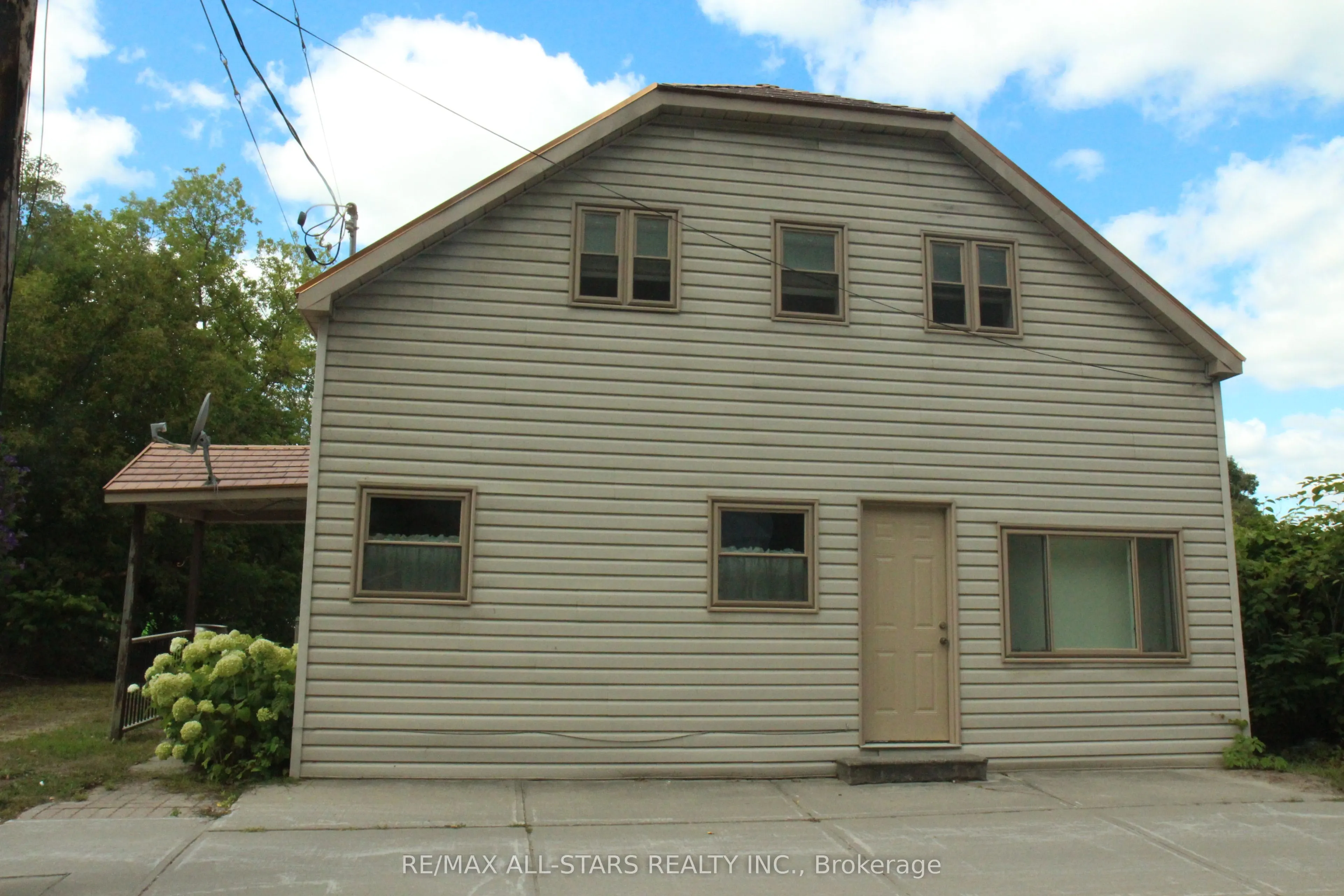 77 Bobcaygeon Road