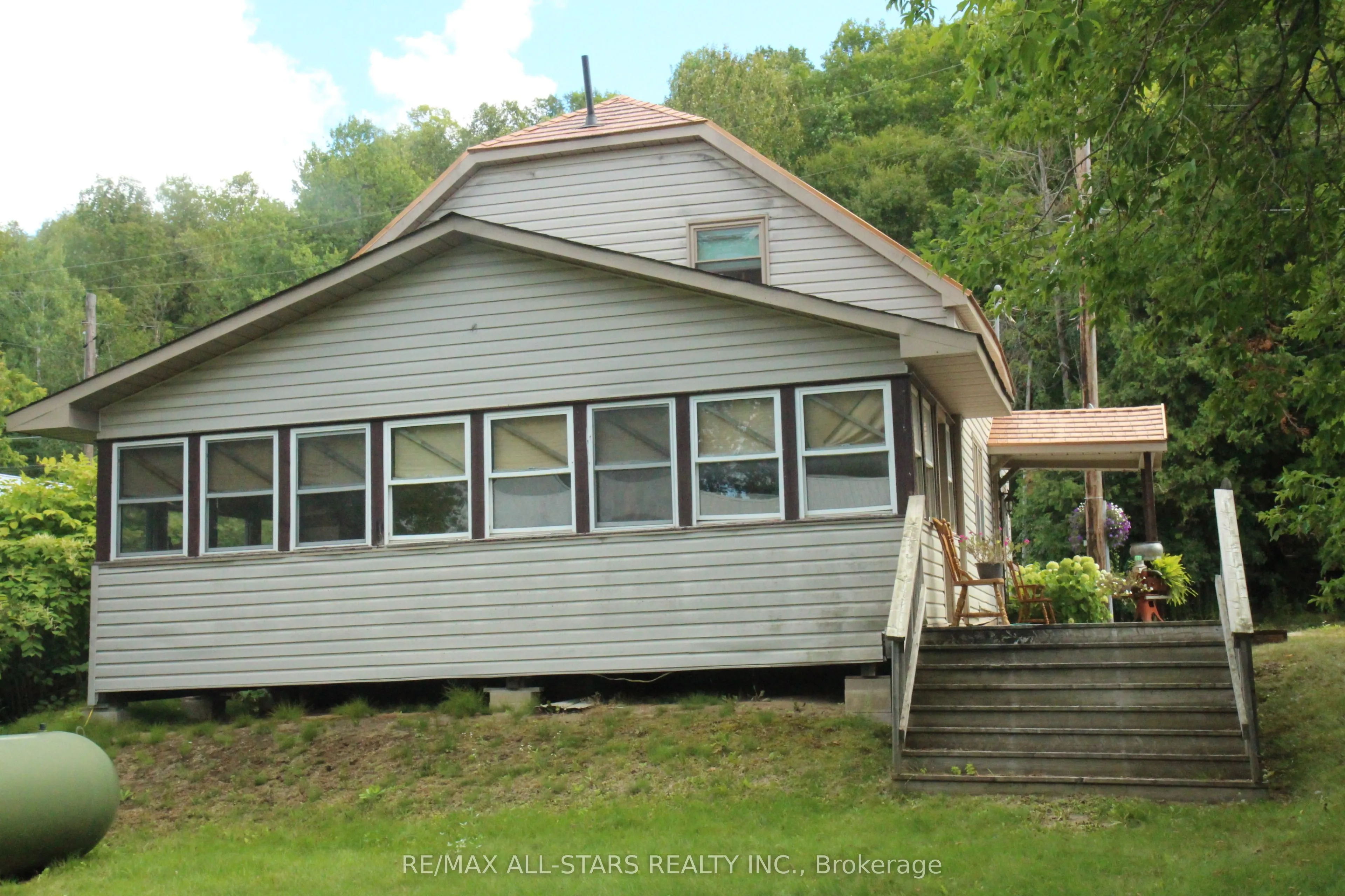 77 Bobcaygeon Road