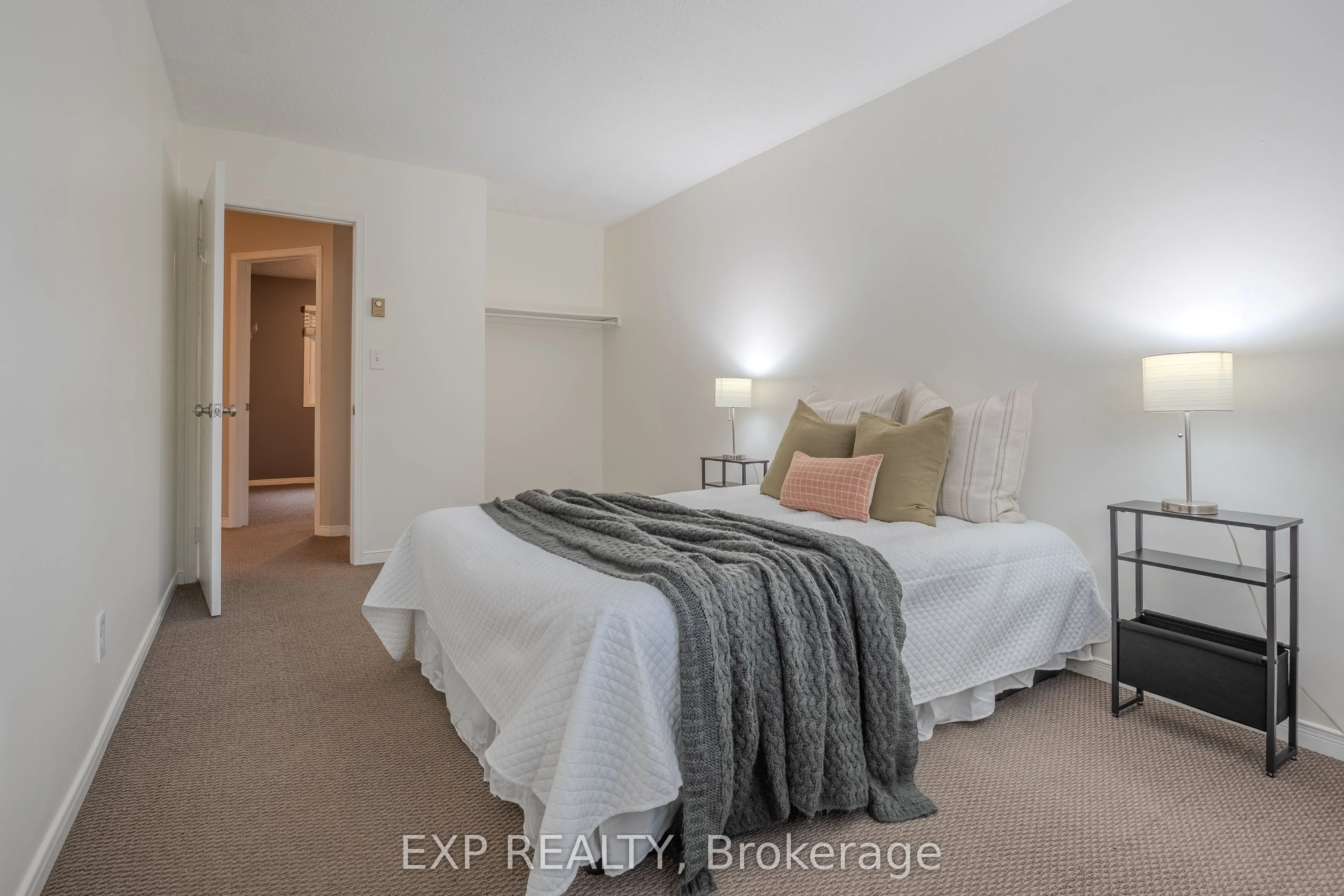 38 Elma Street, #8